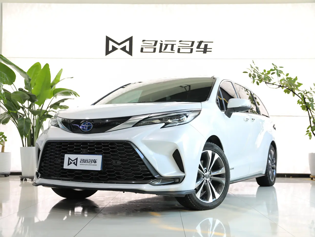 Toyota Granvia  из Китая