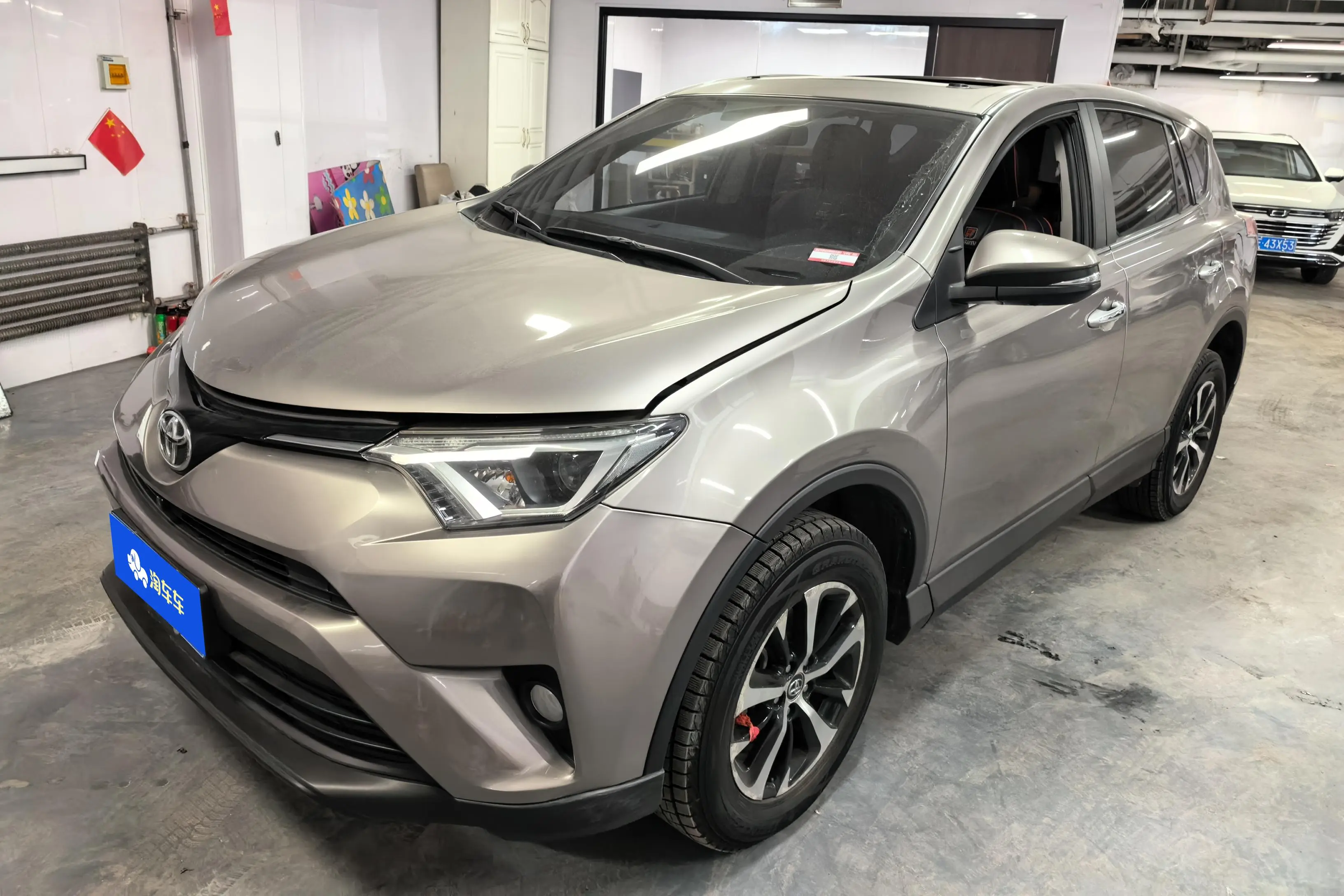 Toyota RAV4  из Китая
