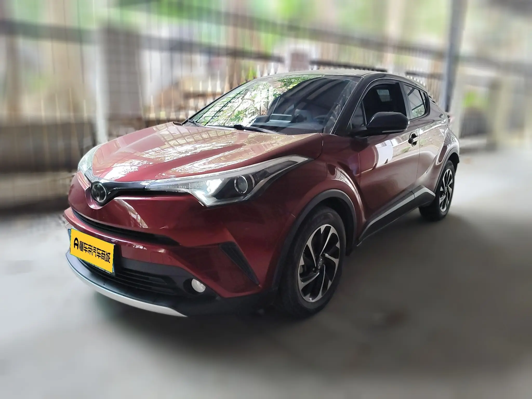 Toyota C-HR Hybrid (Yize IZOA)  из Китая