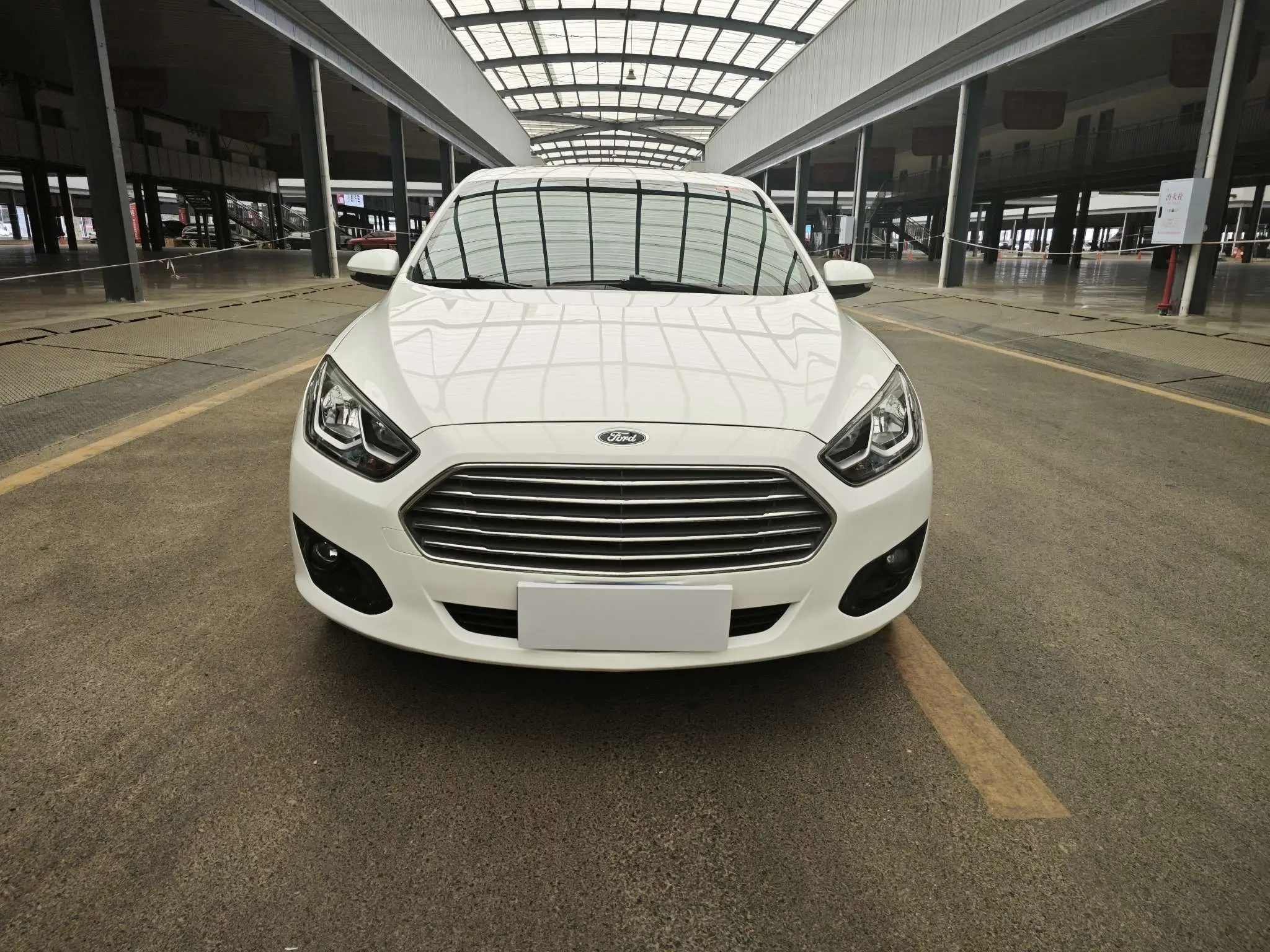 Ford Forrest  из Китая