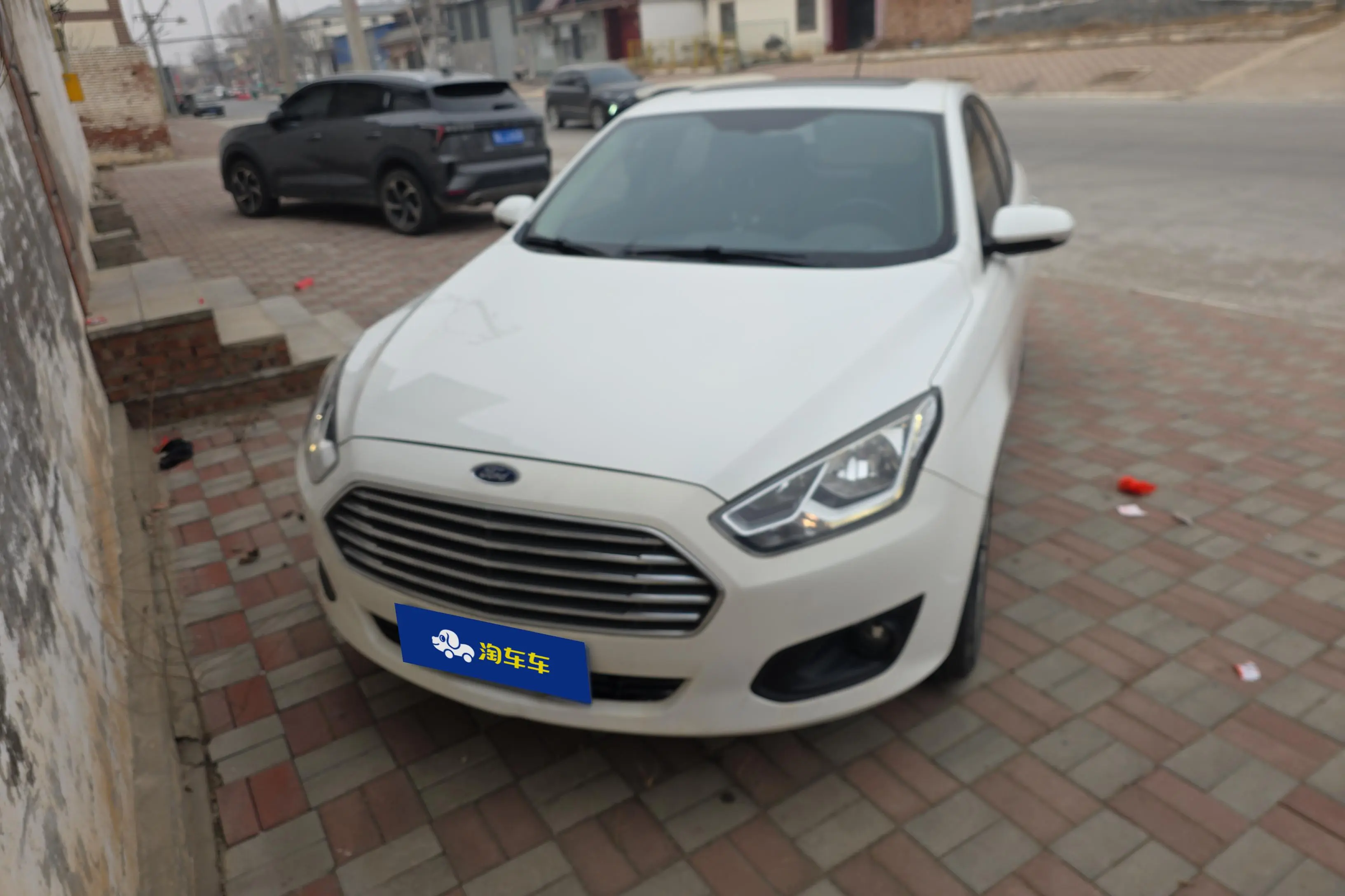 Ford Forrest  из Китая