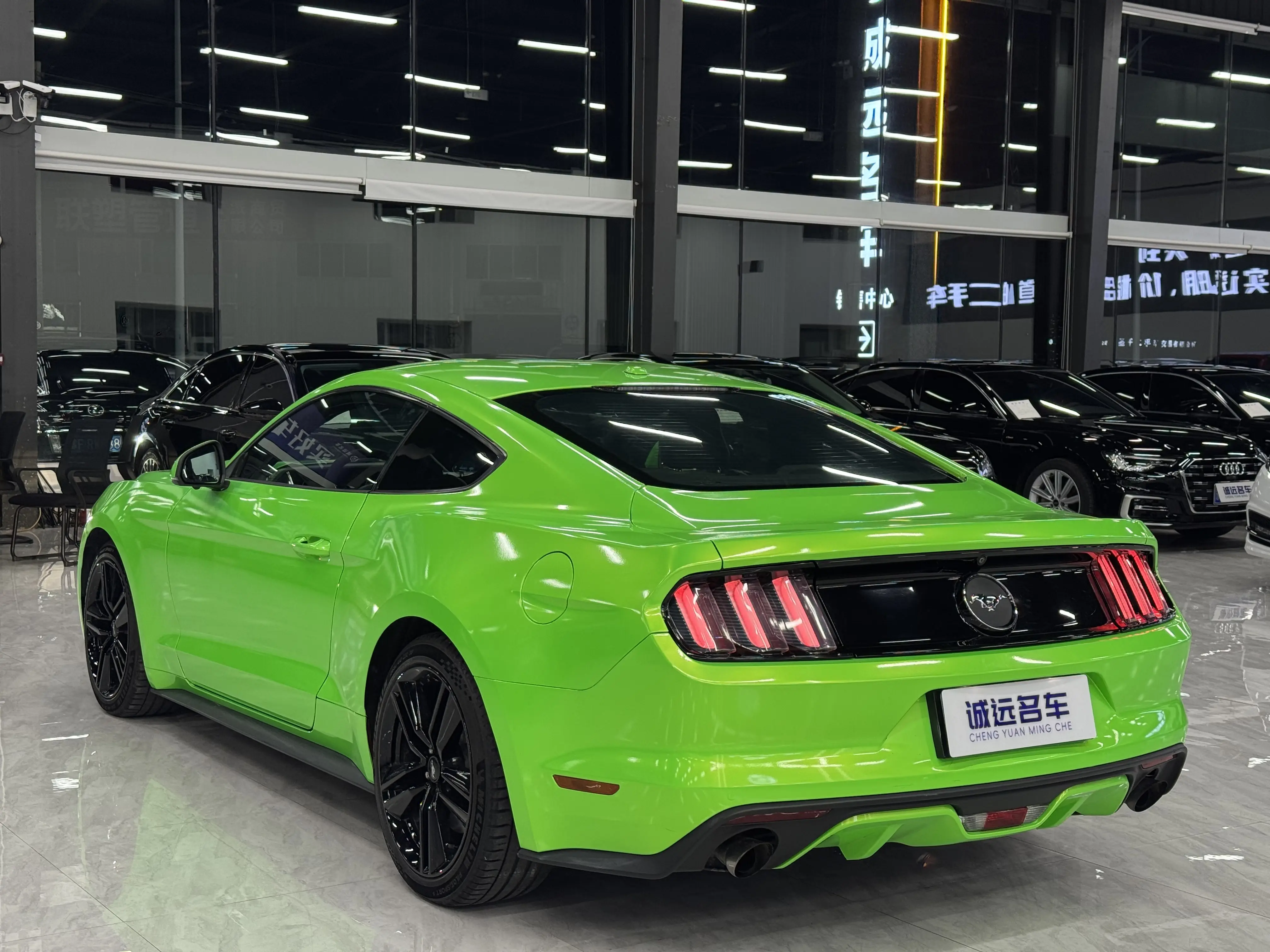 Ford Mustang  из Китая