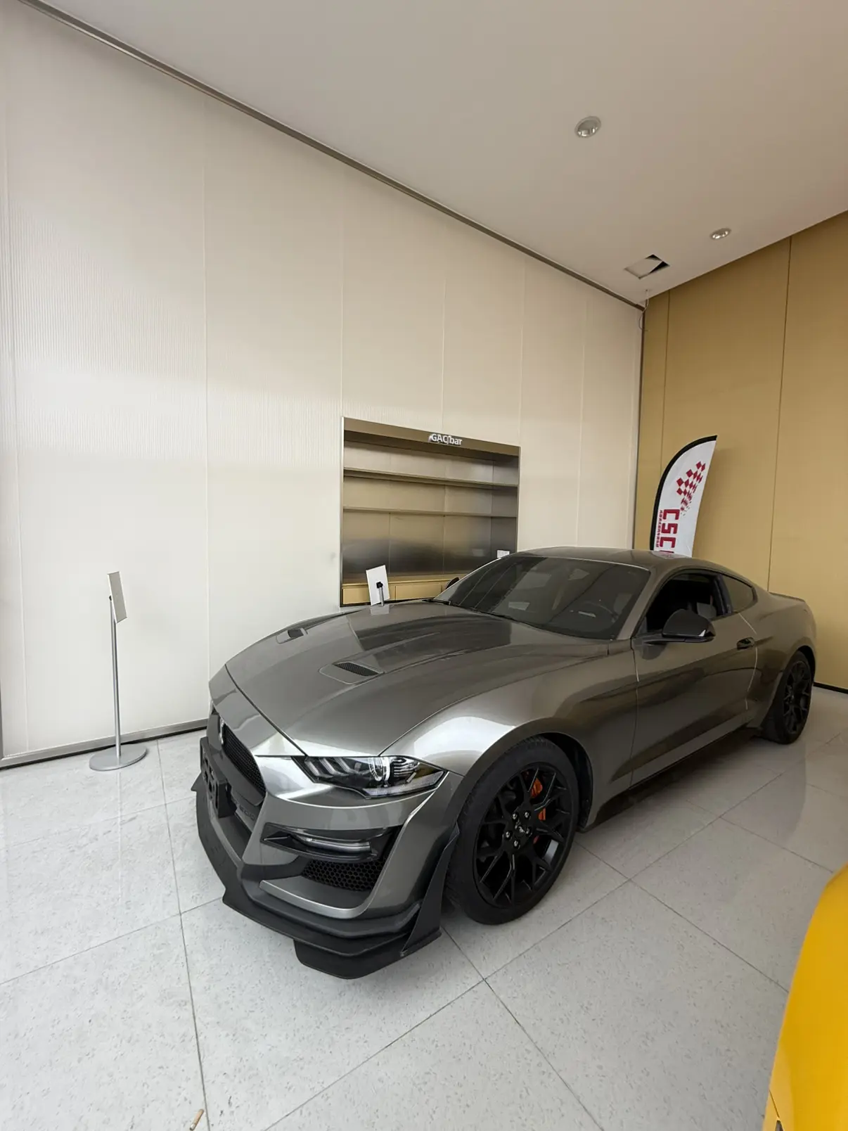 Ford Mustang  из Китая