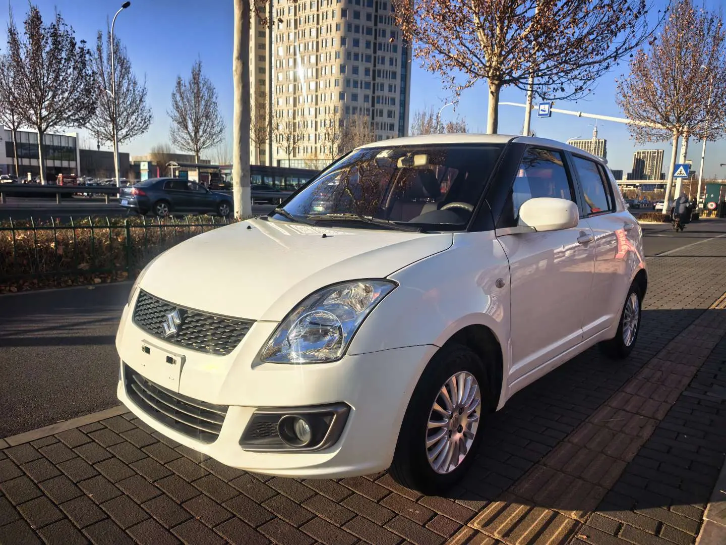 Suzuki Swift  из Китая