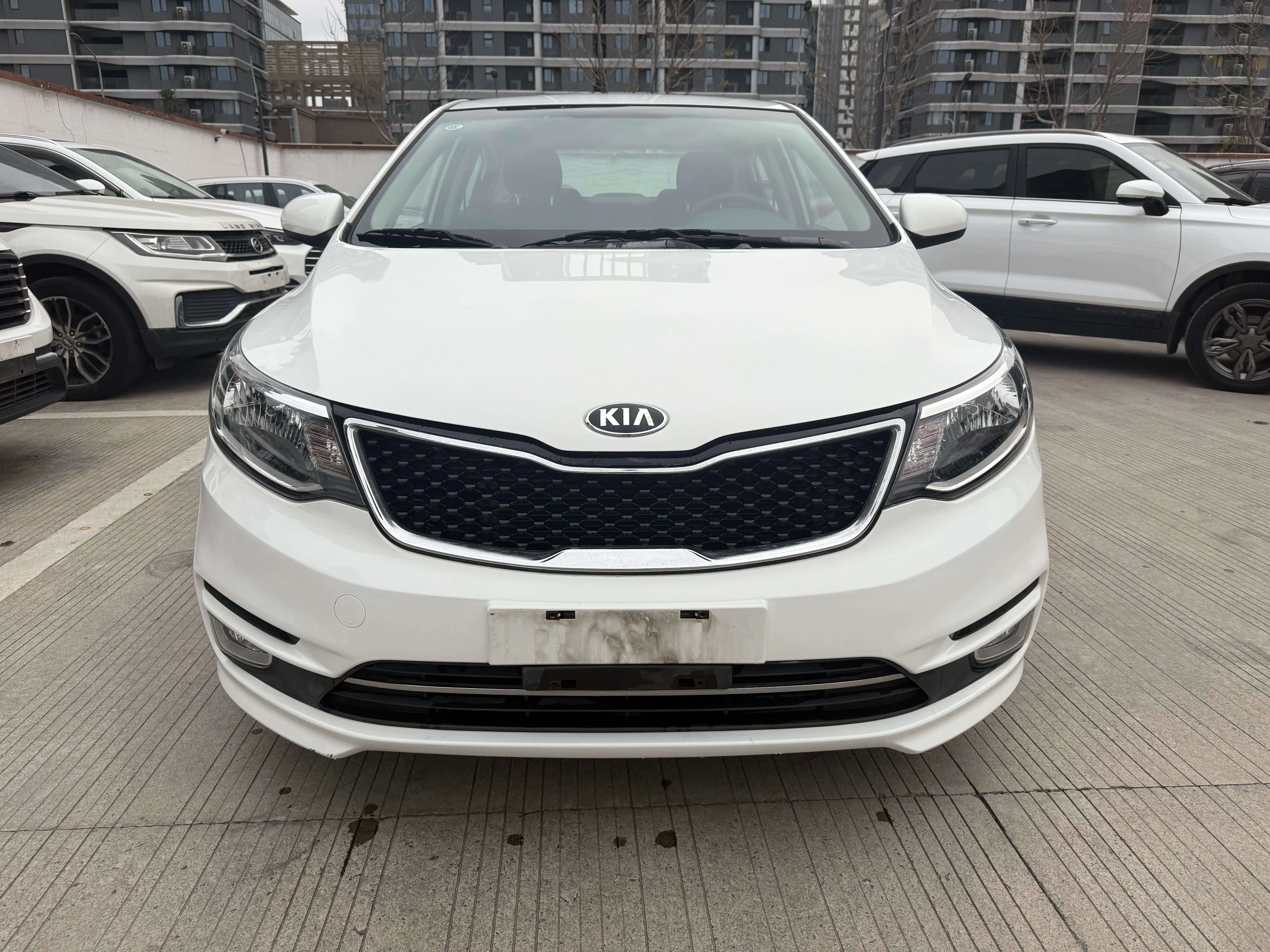 Kia K2  из Китая