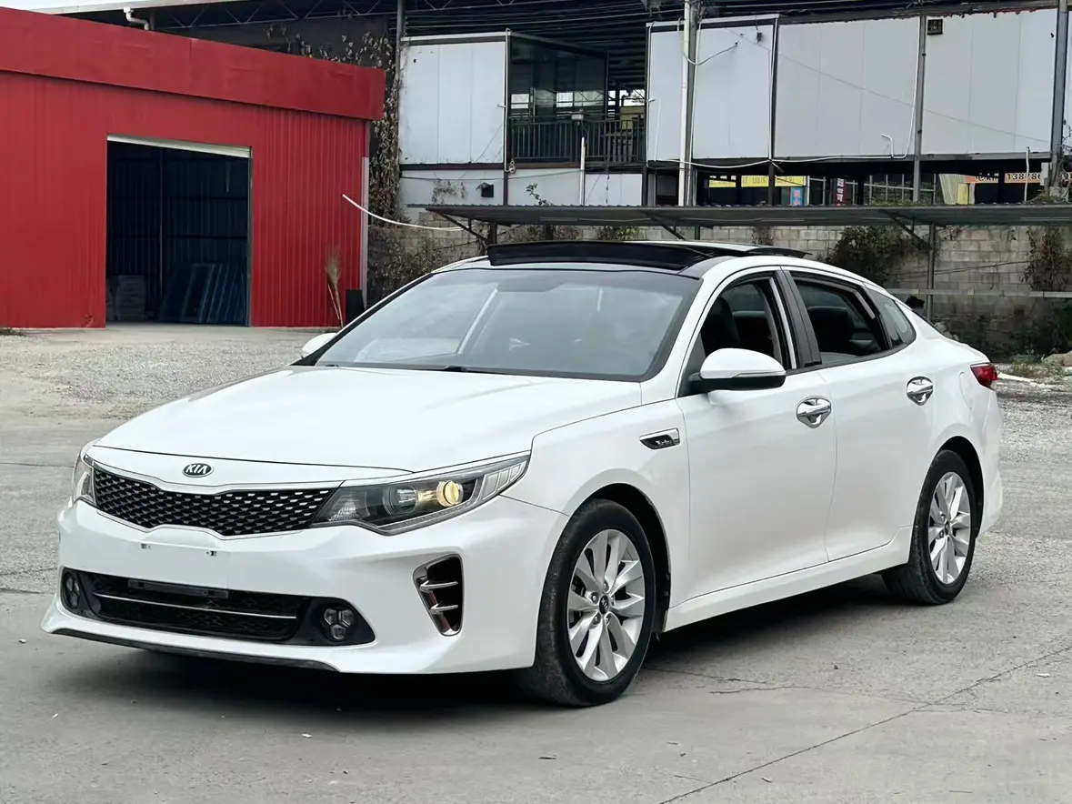 Kia K5  из Китая