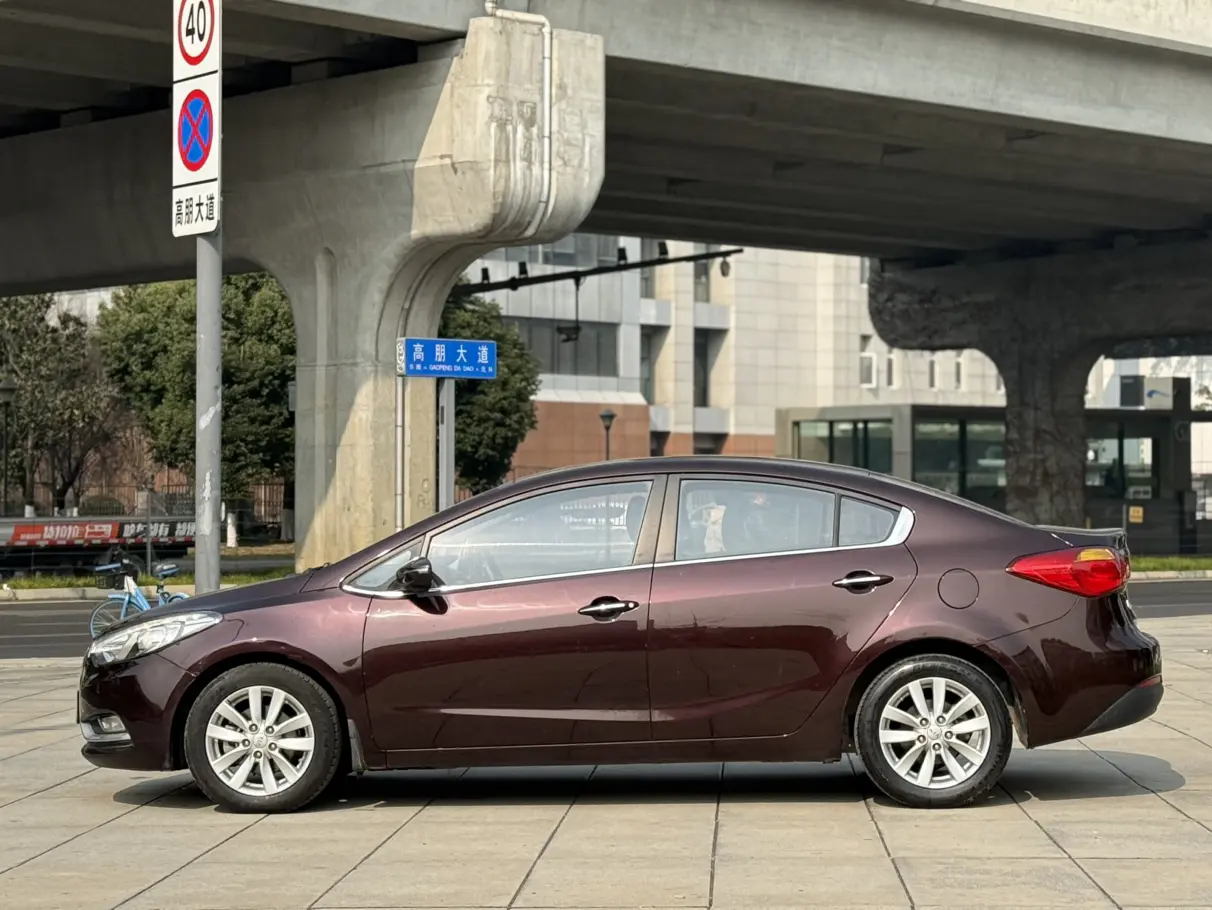 Kia K3  из Китая