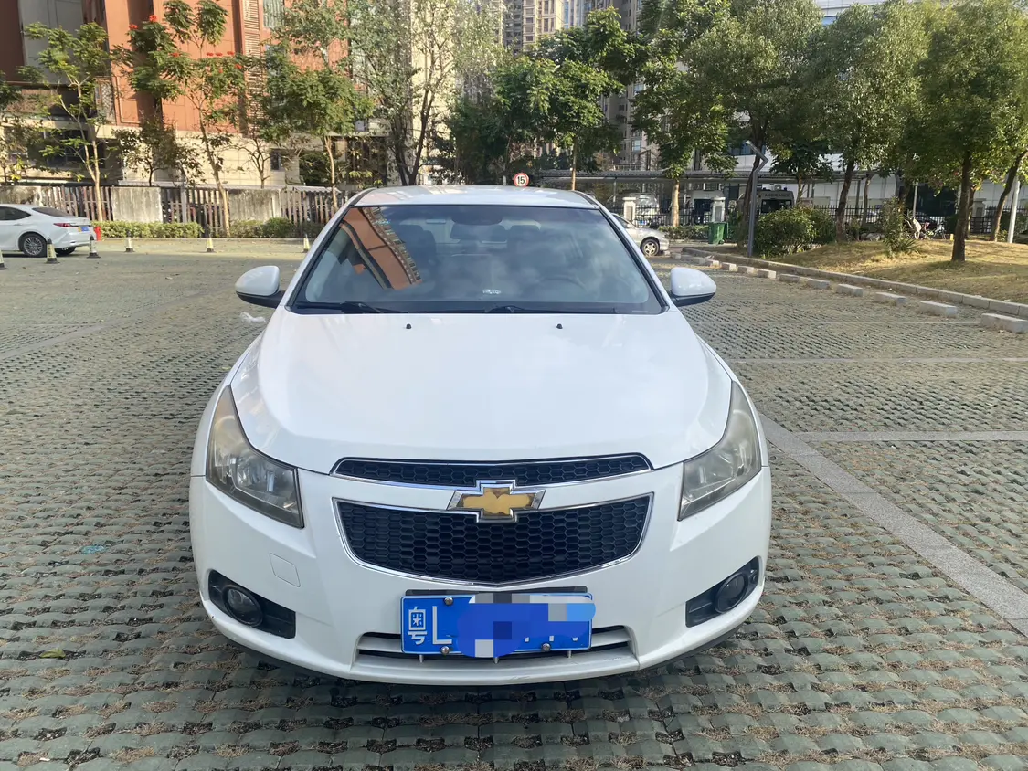Chevrolet Monza (Cruze)  из Китая