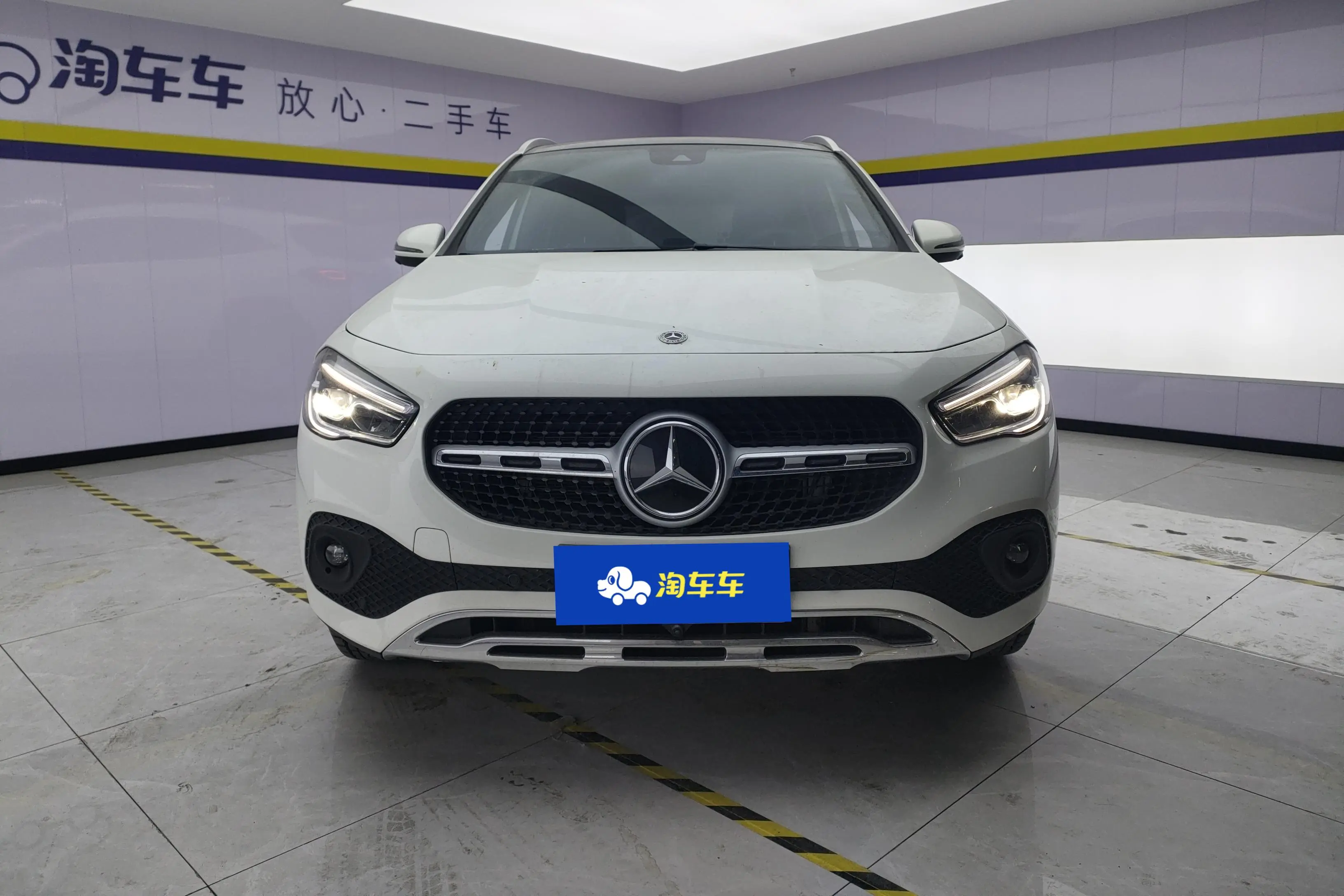 Mercedes-Benz GLA  из Китая