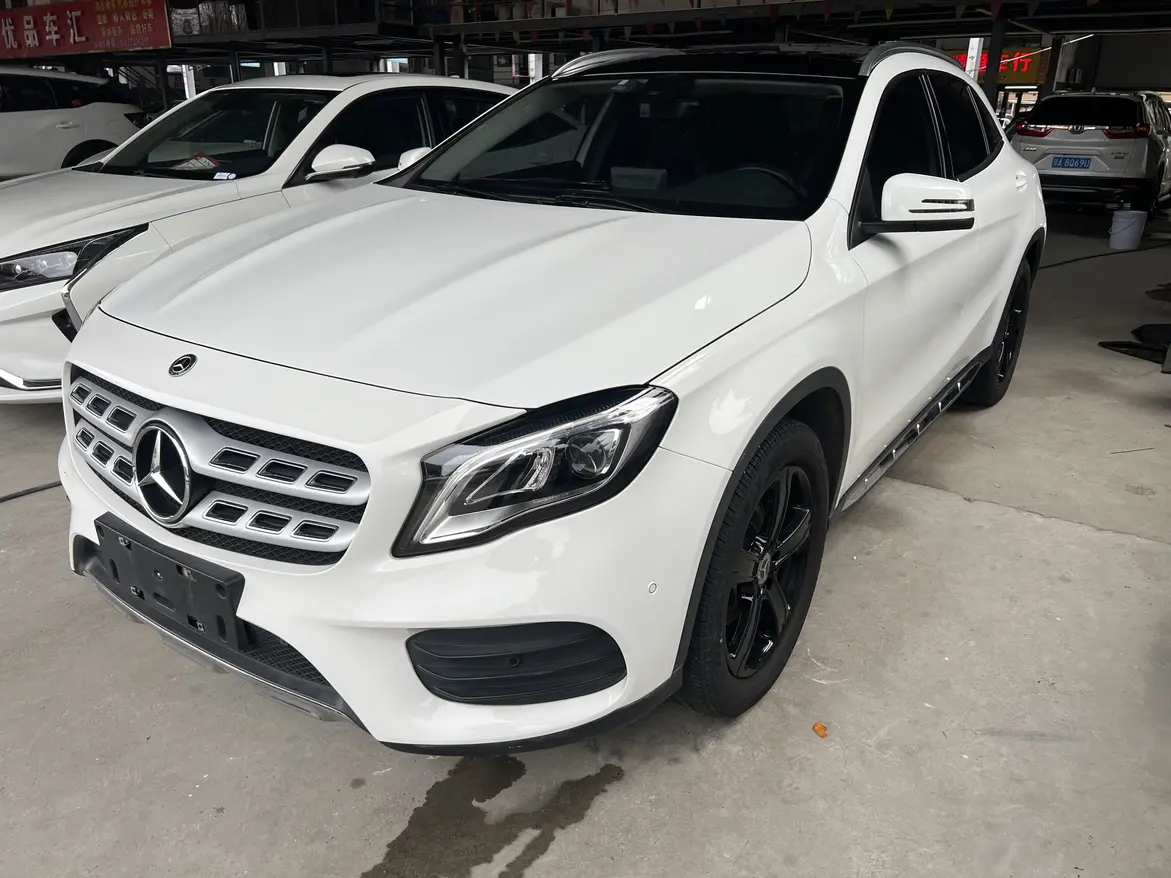 Mercedes-Benz GLA  из Китая