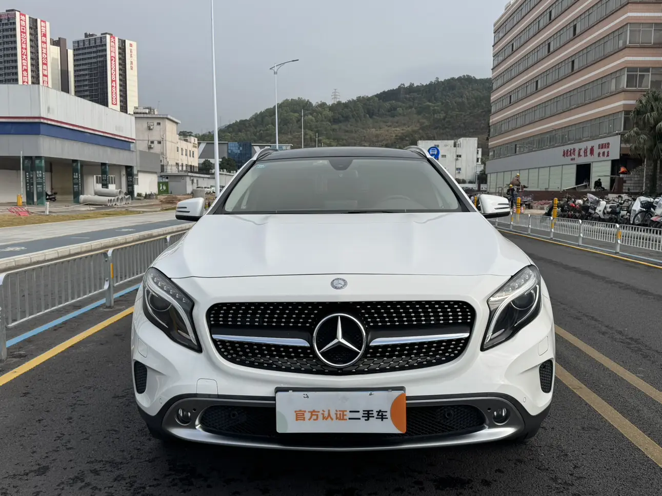 Mercedes-Benz GLA  из Китая