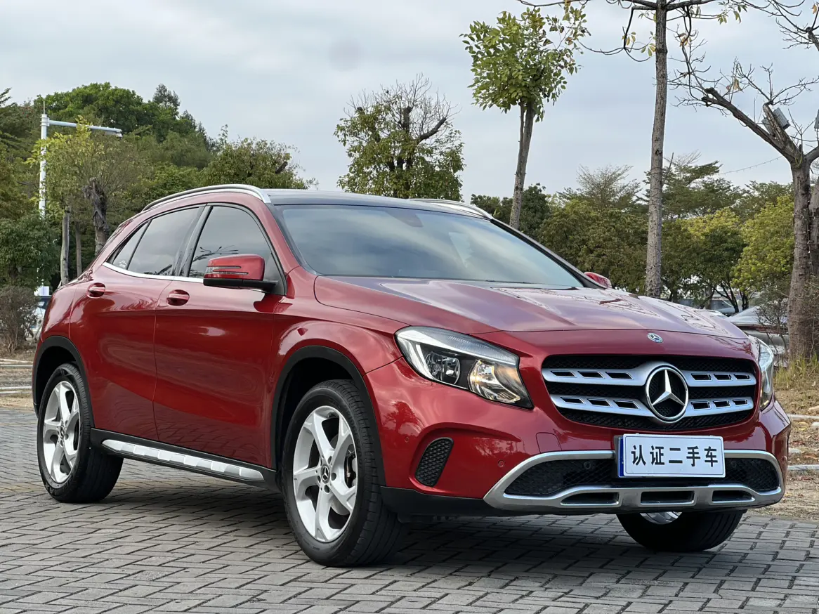 Mercedes-Benz GLA
