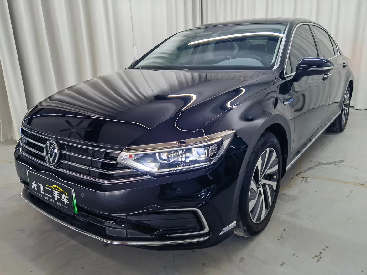 Volkswagen Magotan PHEV  из Китая