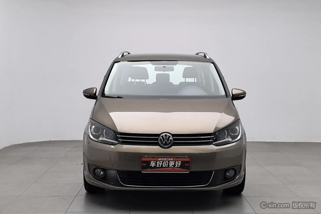 Volkswagen Touran  из Китая