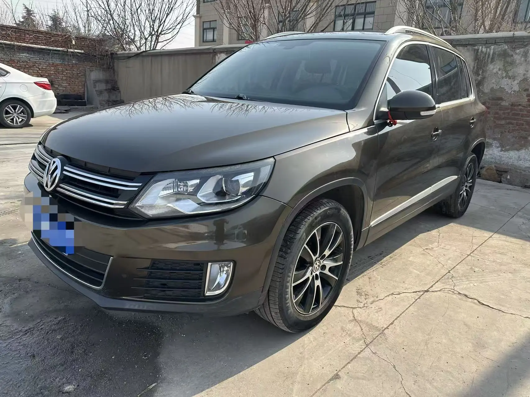 Volkswagen Tiguan  из Китая