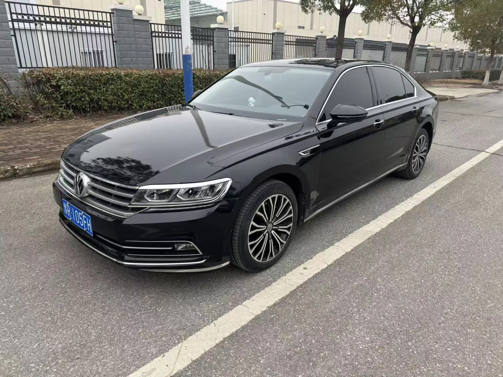 Volkswagen Hui Ang  из Китая