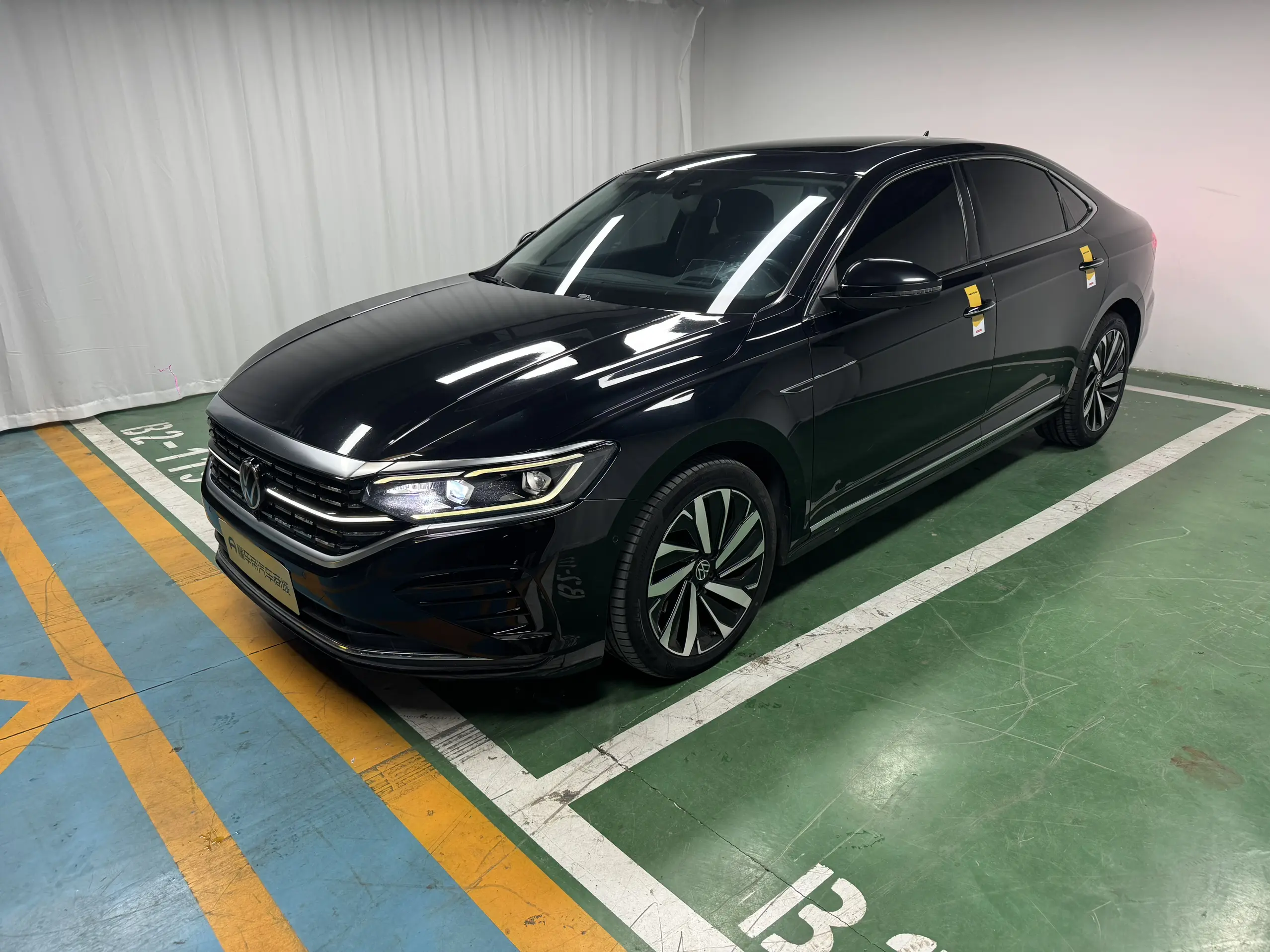 Volkswagen Passat  из Китая