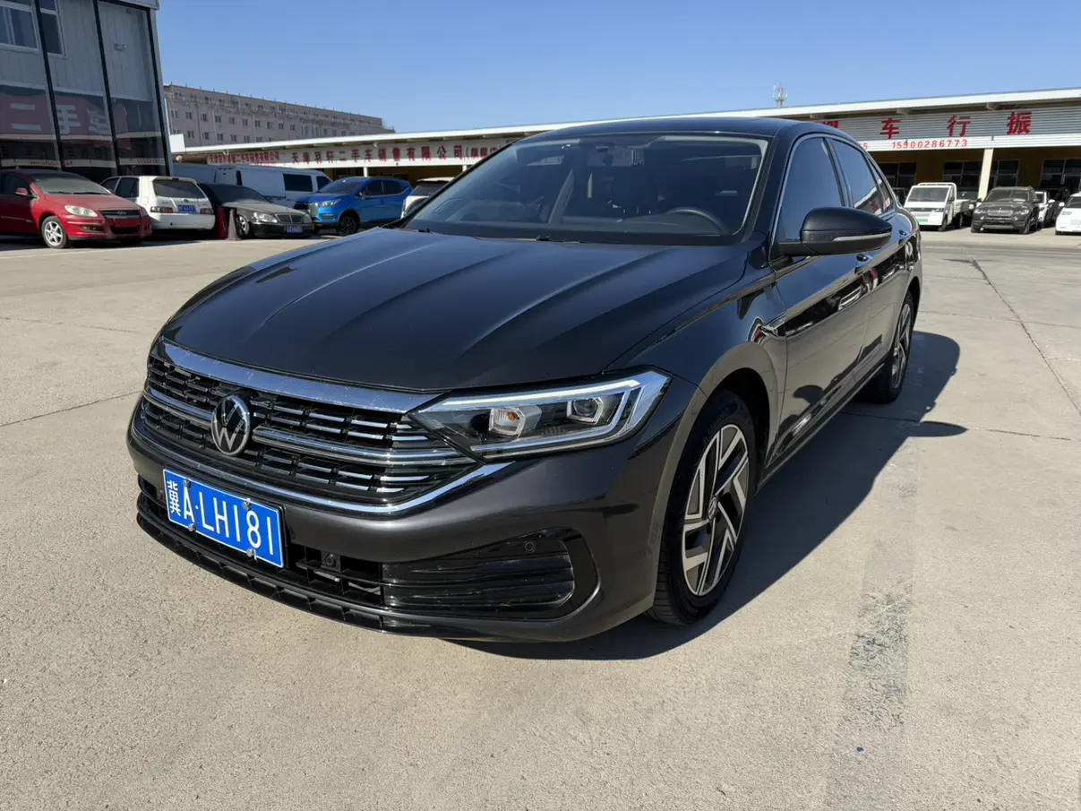 Volkswagen Sagitar  из Китая