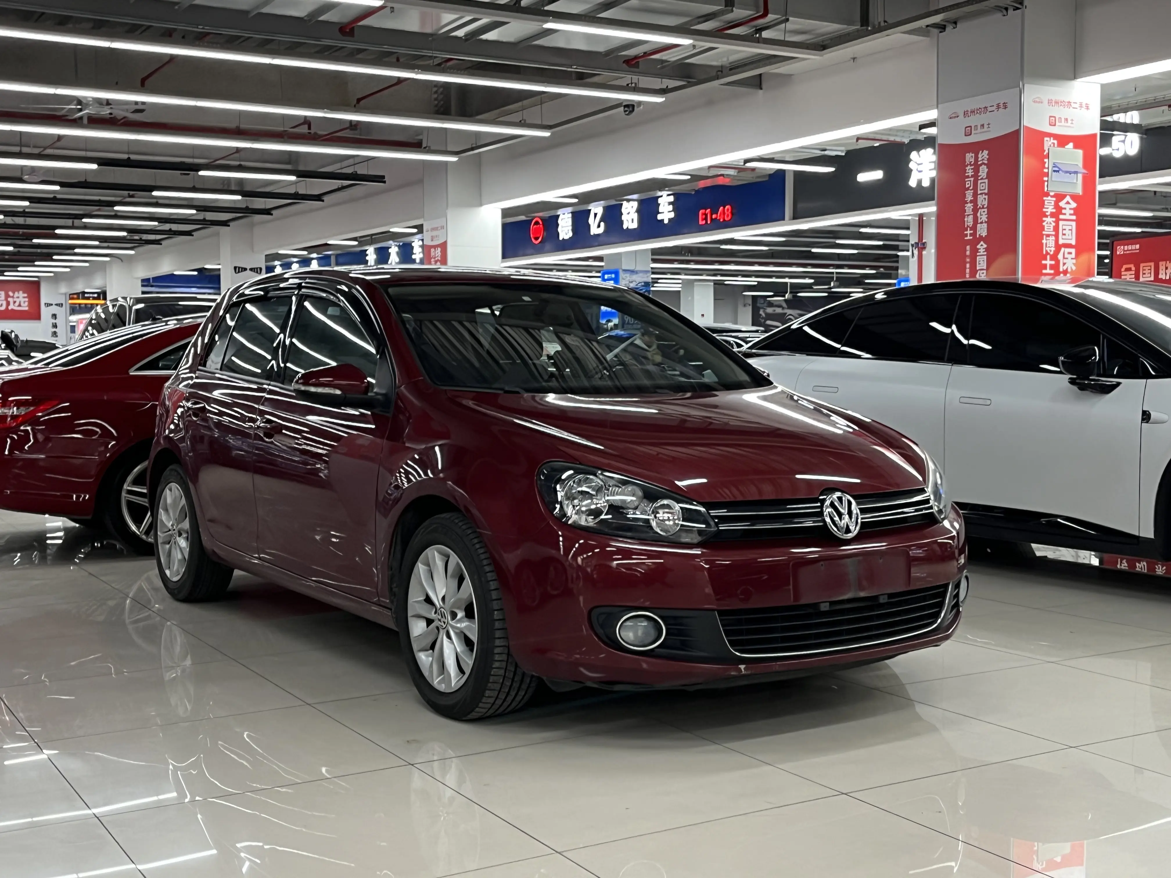Volkswagen Golf  из Китая