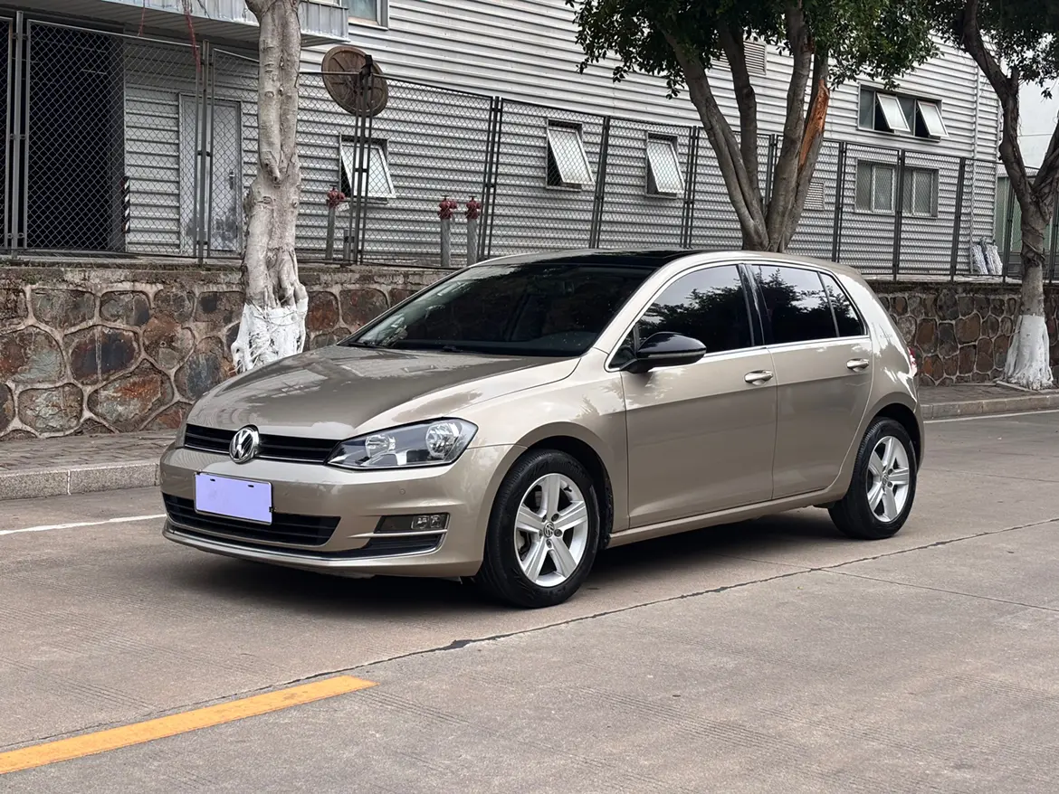 Volkswagen Golf  из Китая