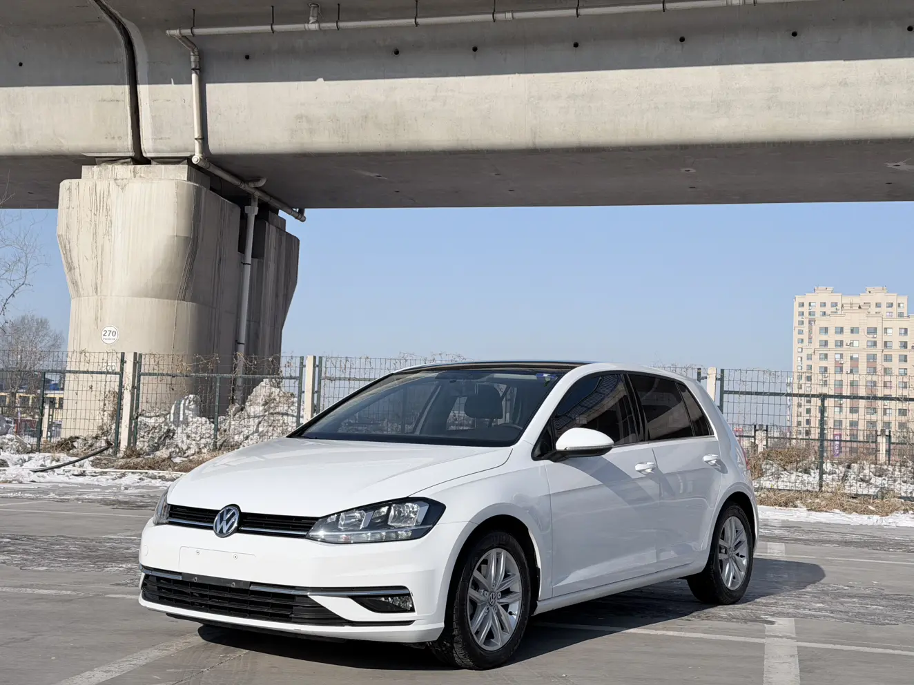 Volkswagen Golf  из Китая