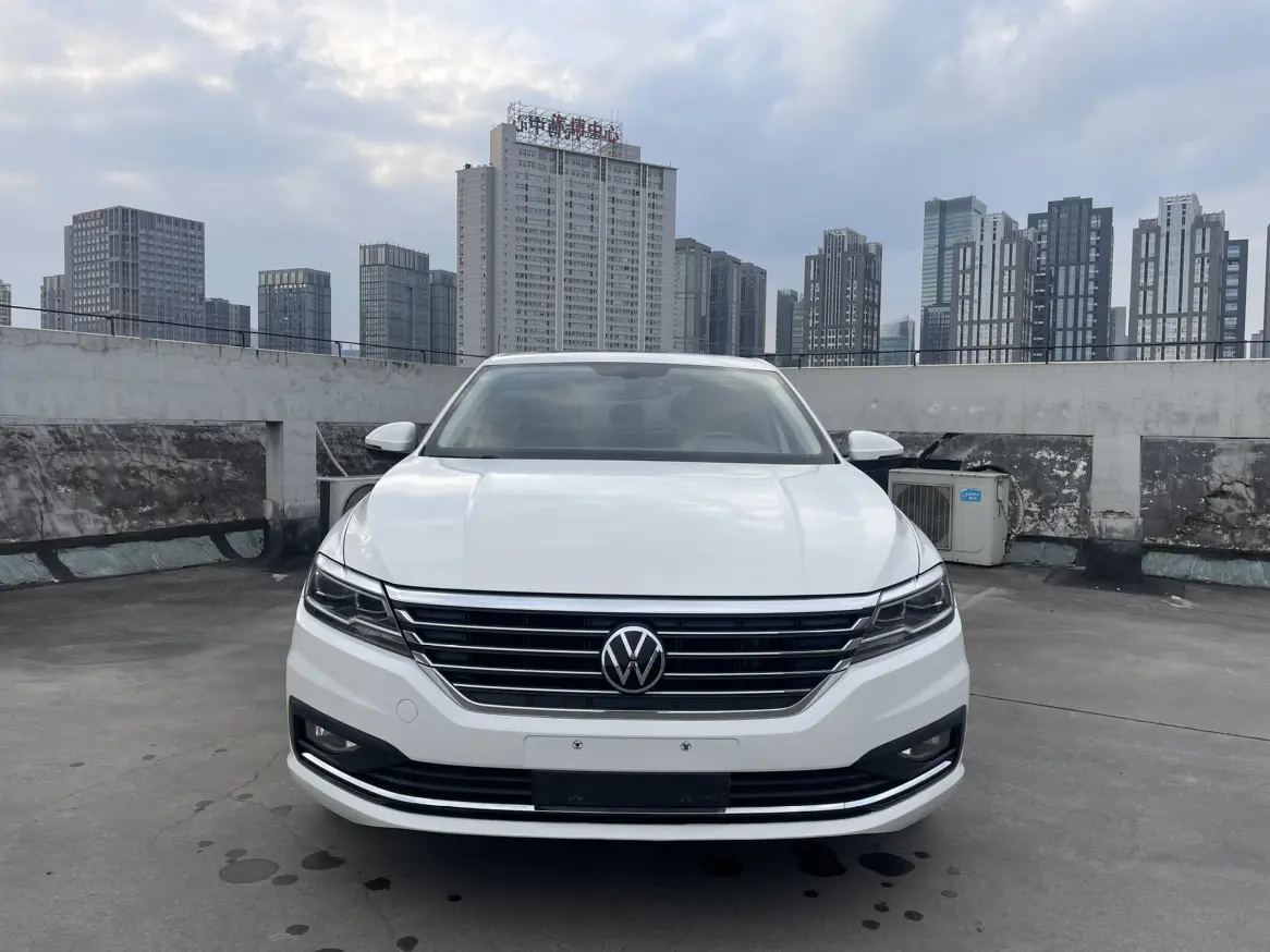 Volkswagen Lavida  из Китая