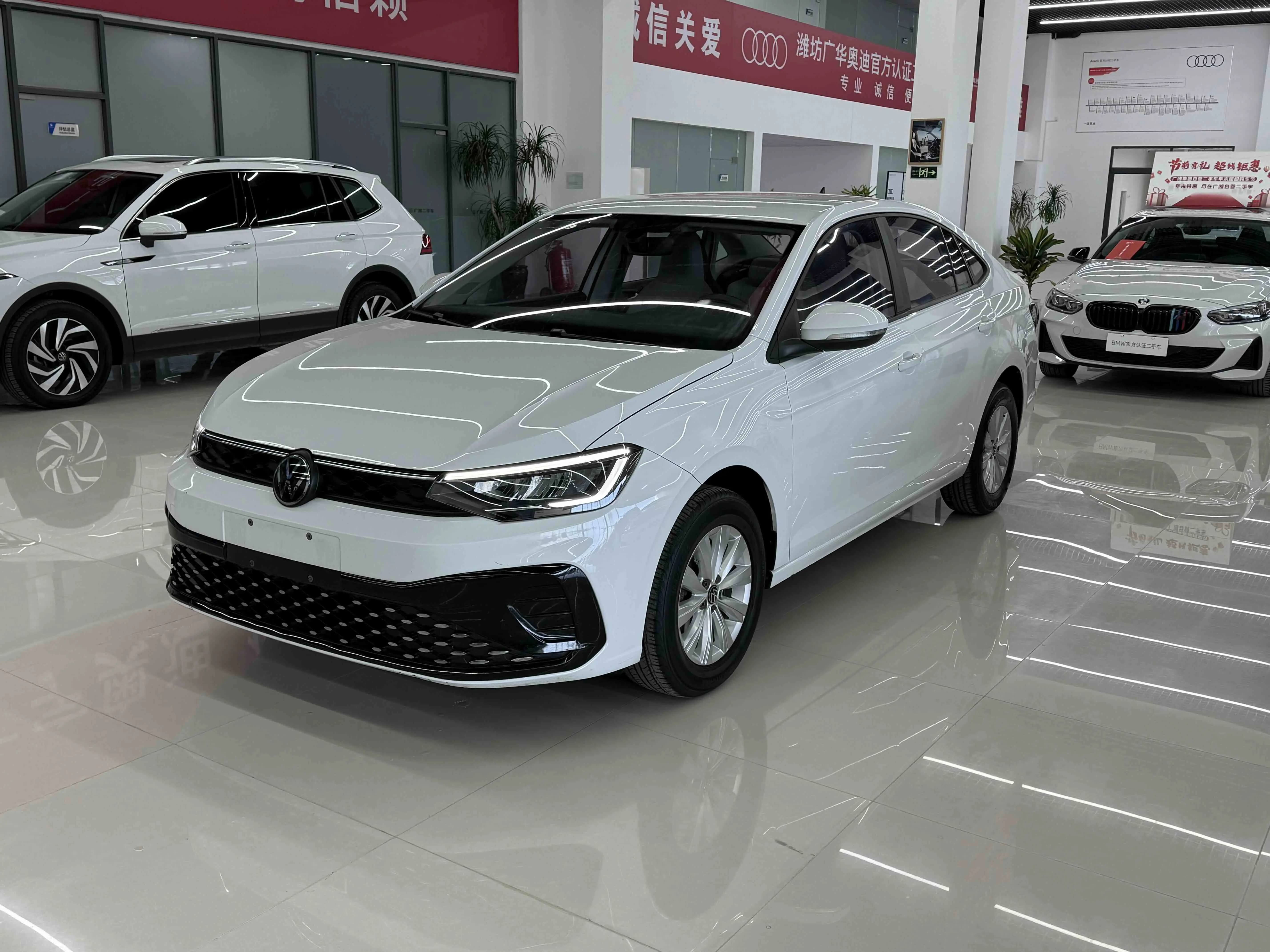 Volkswagen Lavida  из Китая