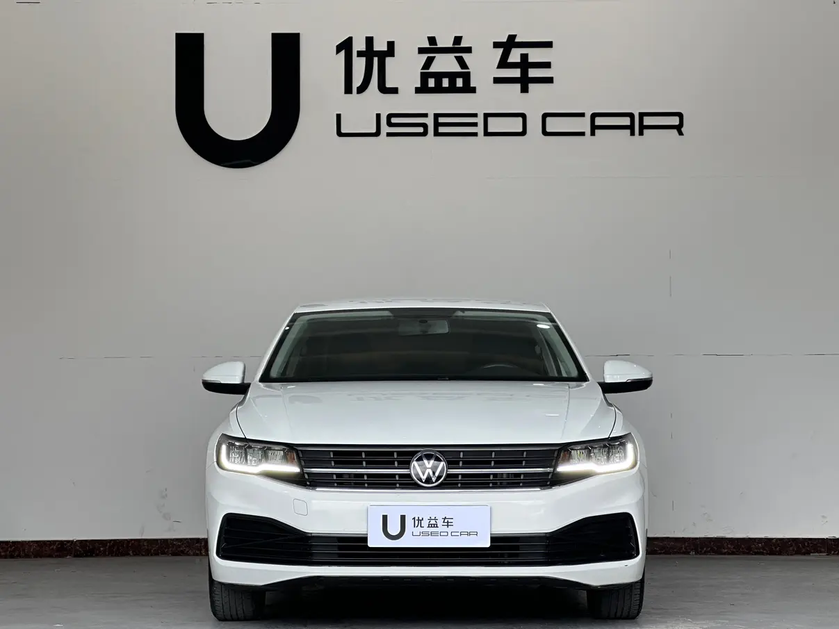Volkswagen Bora  из Китая