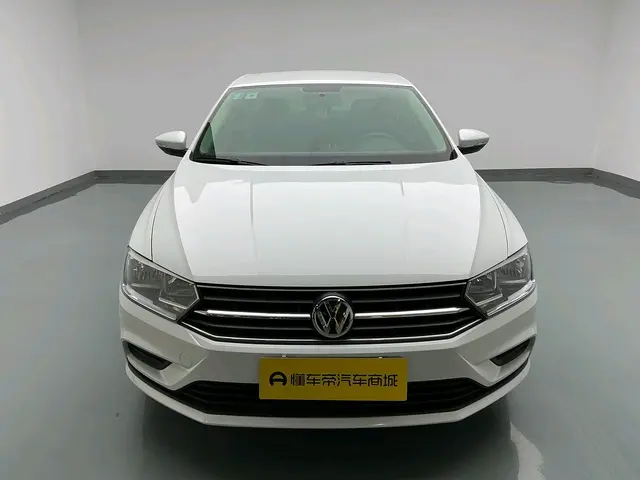 Volkswagen Bora  из Китая