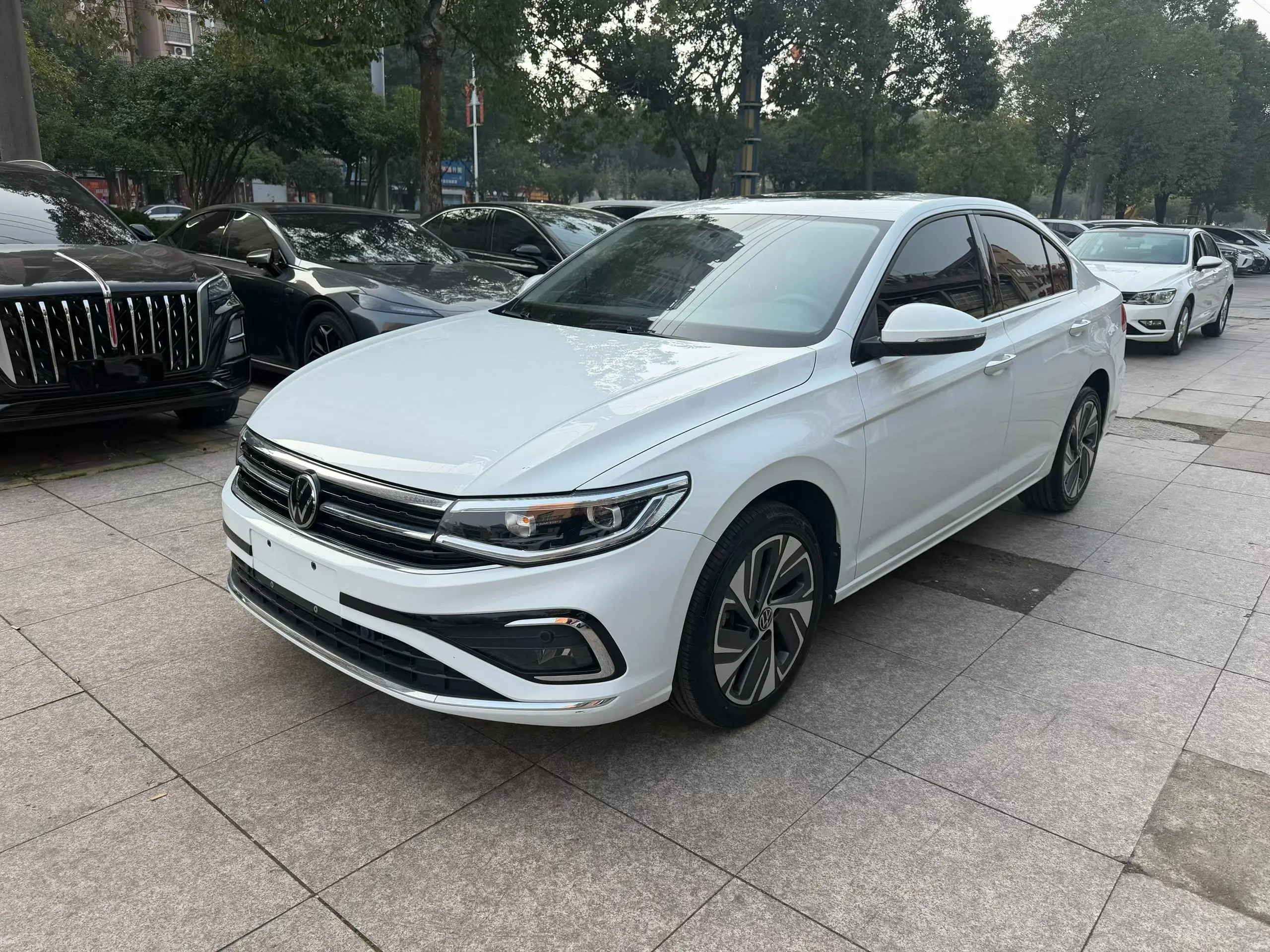 Volkswagen Bora  из Китая