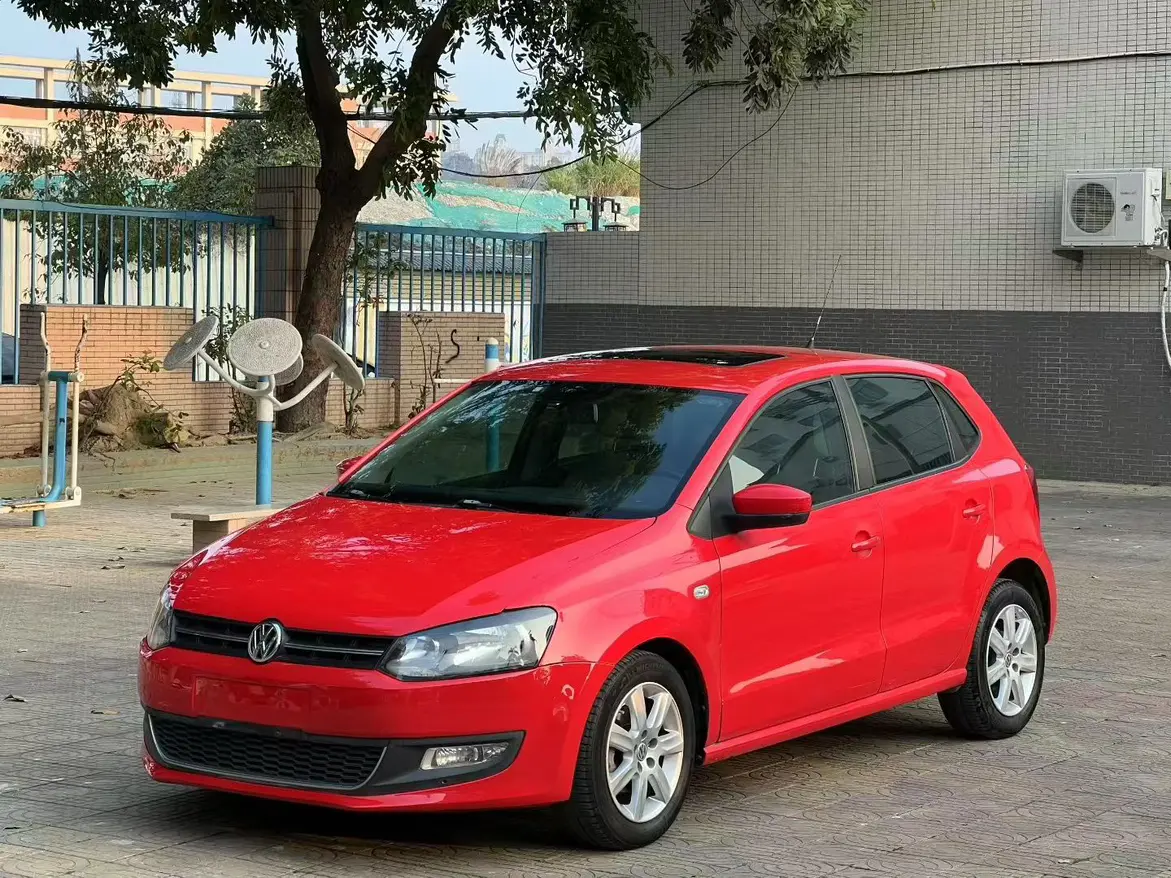 Volkswagen Polo  из Китая