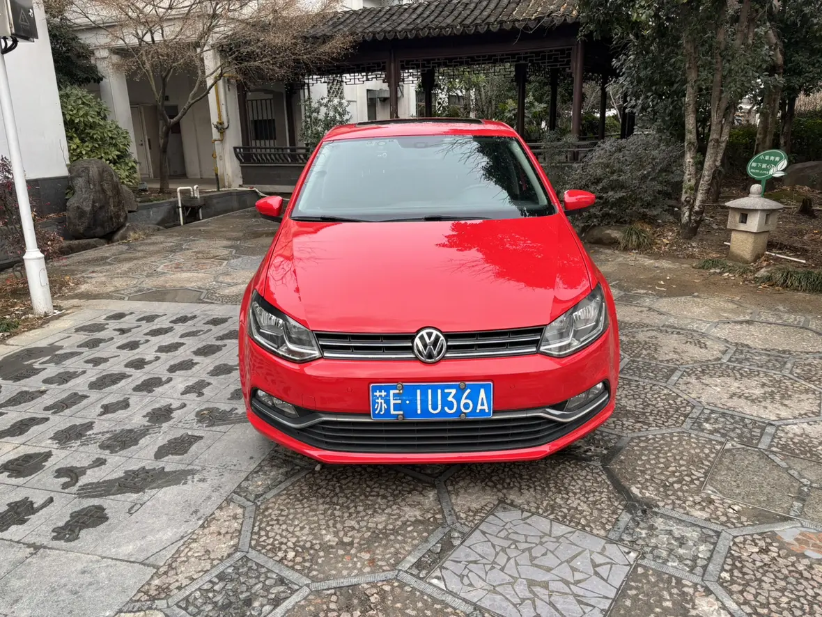 Volkswagen Polo  из Китая