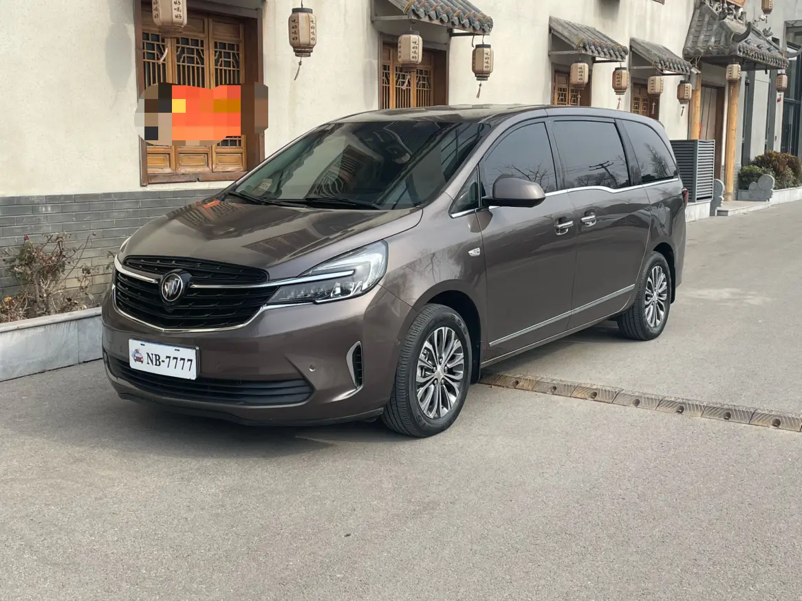 Buick GL8  из Китая