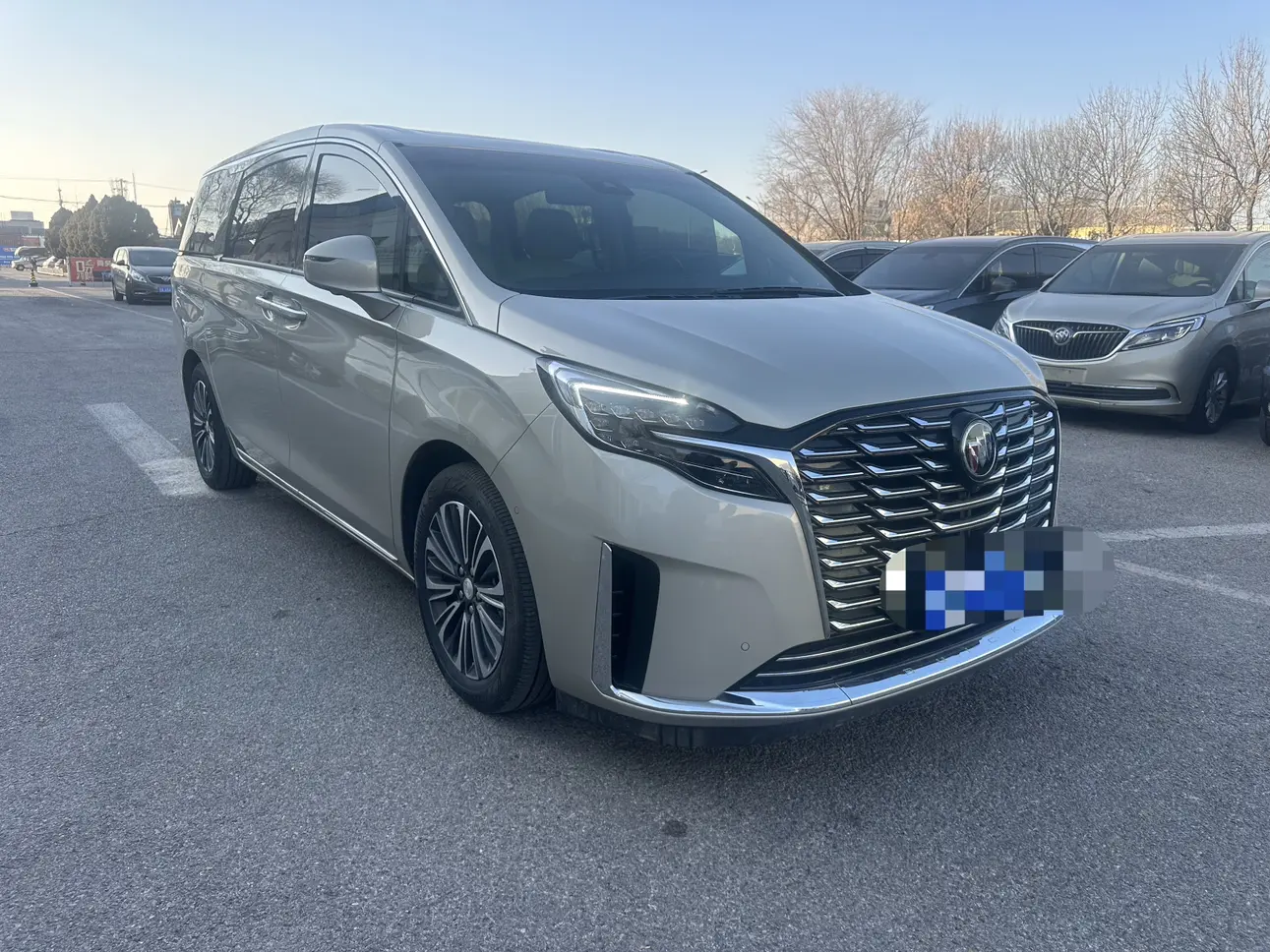 Buick GL8  из Китая