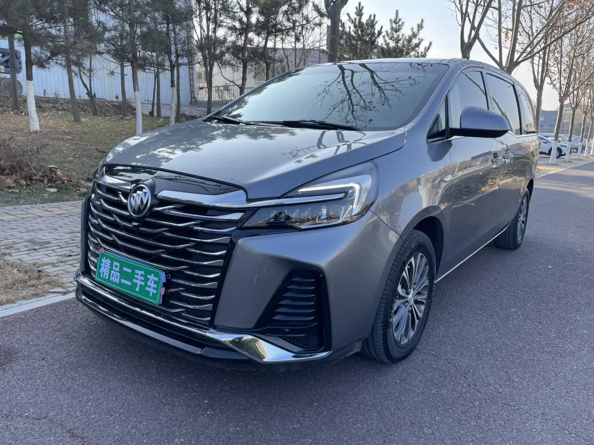 Buick GL8  из Китая