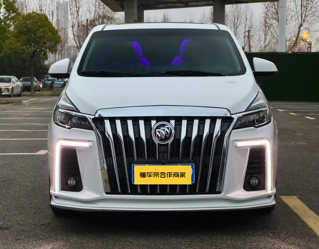 Buick GL8  из Китая