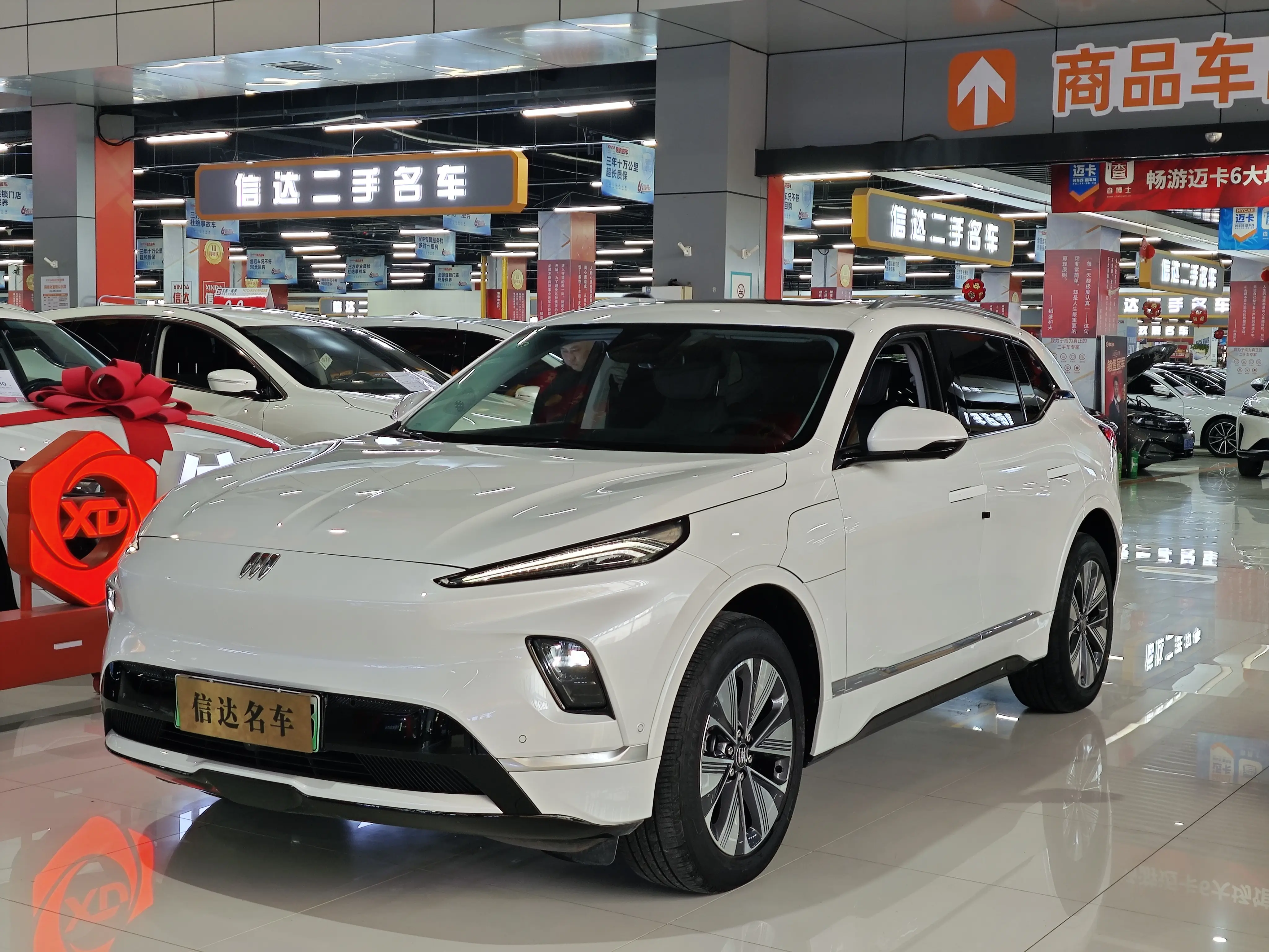 Buick E5  из Китая