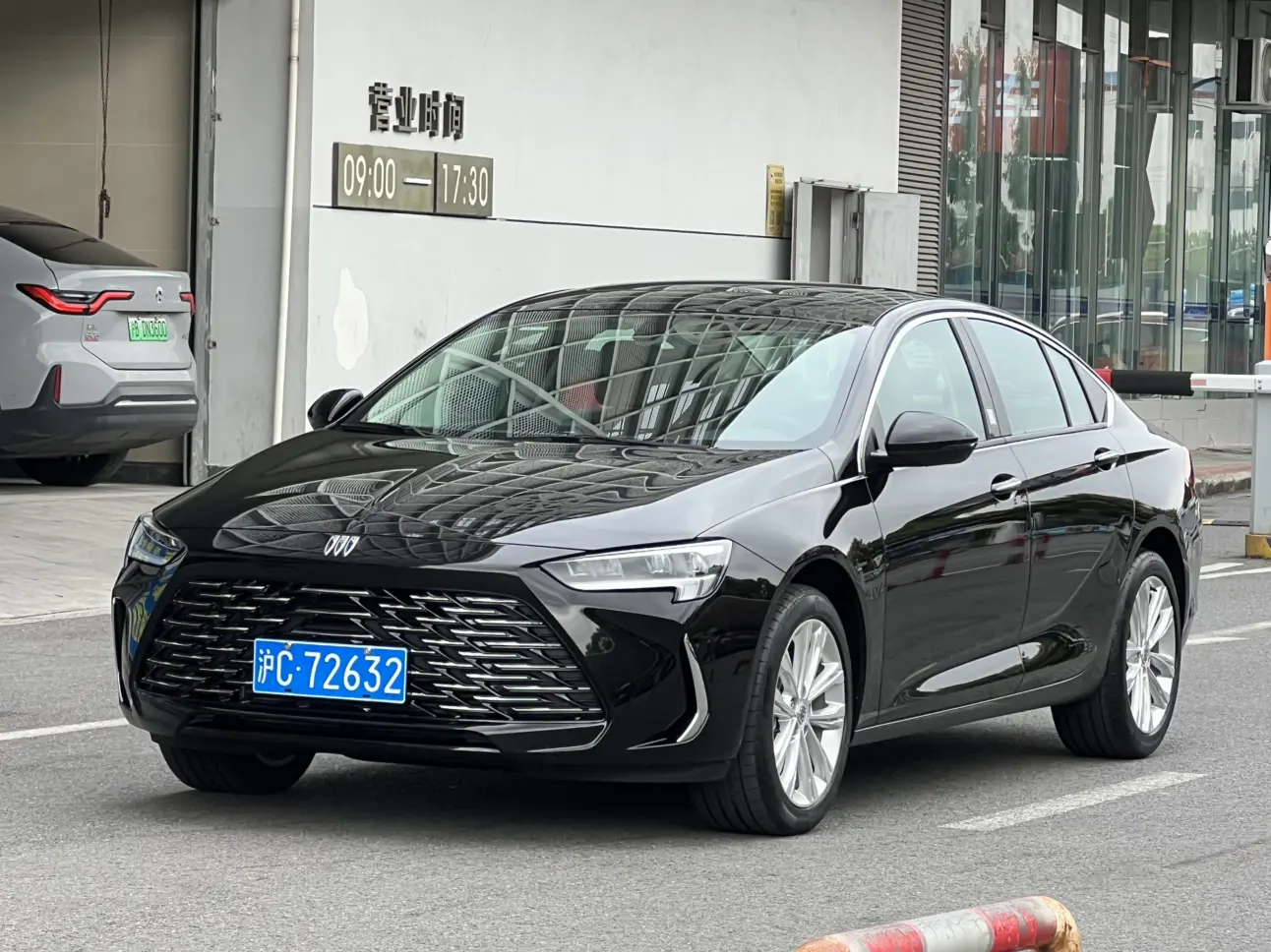 Buick Majesty  из Китая