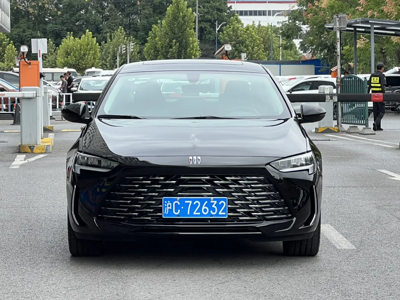 Buick Majesty  из Китая