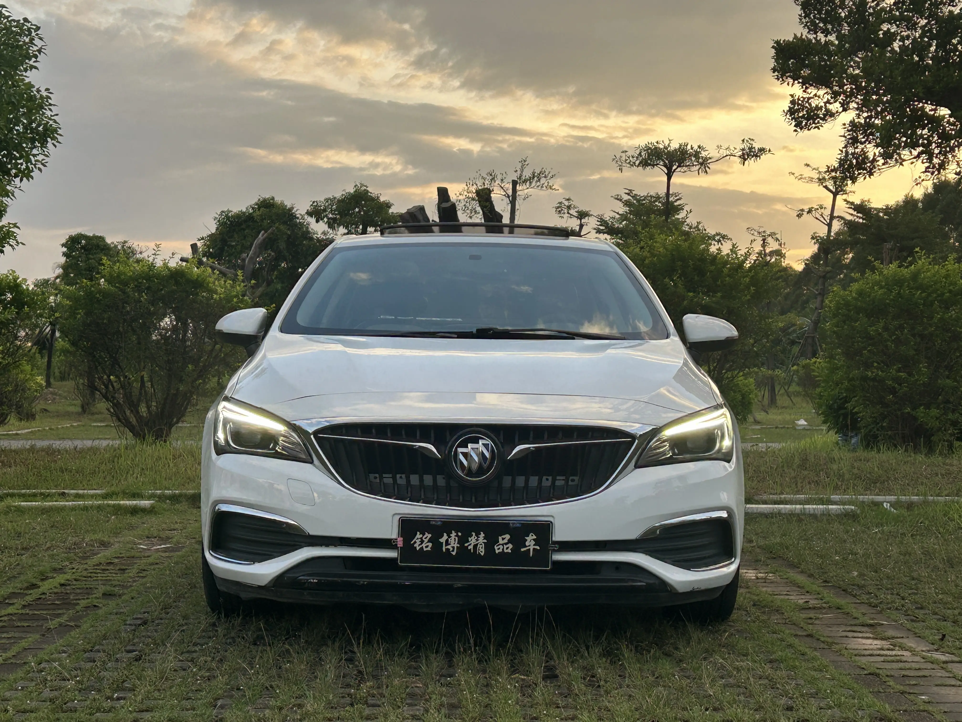 Buick Valeant  из Китая