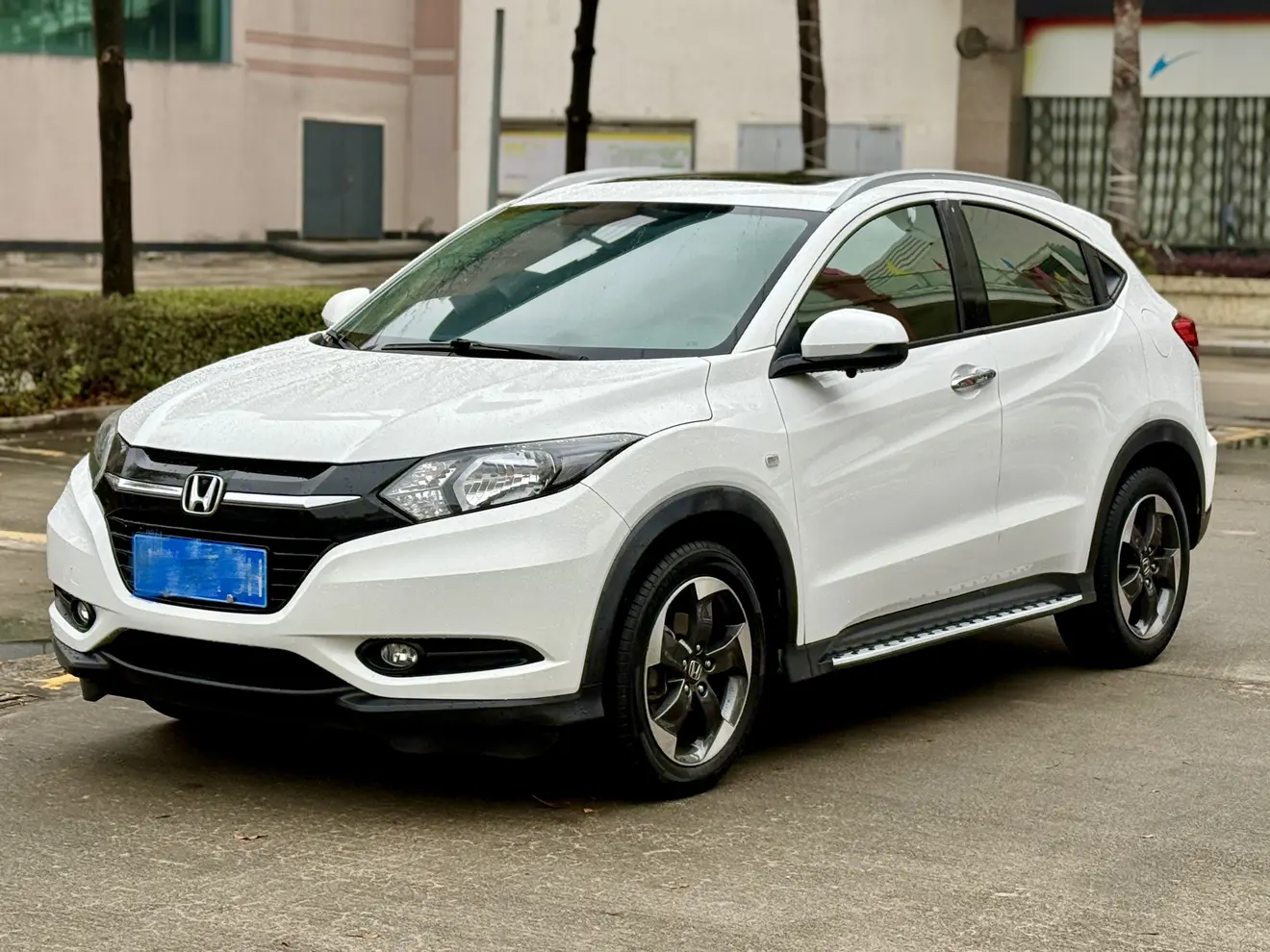 Honda Vezel (Binzhi)  из Китая