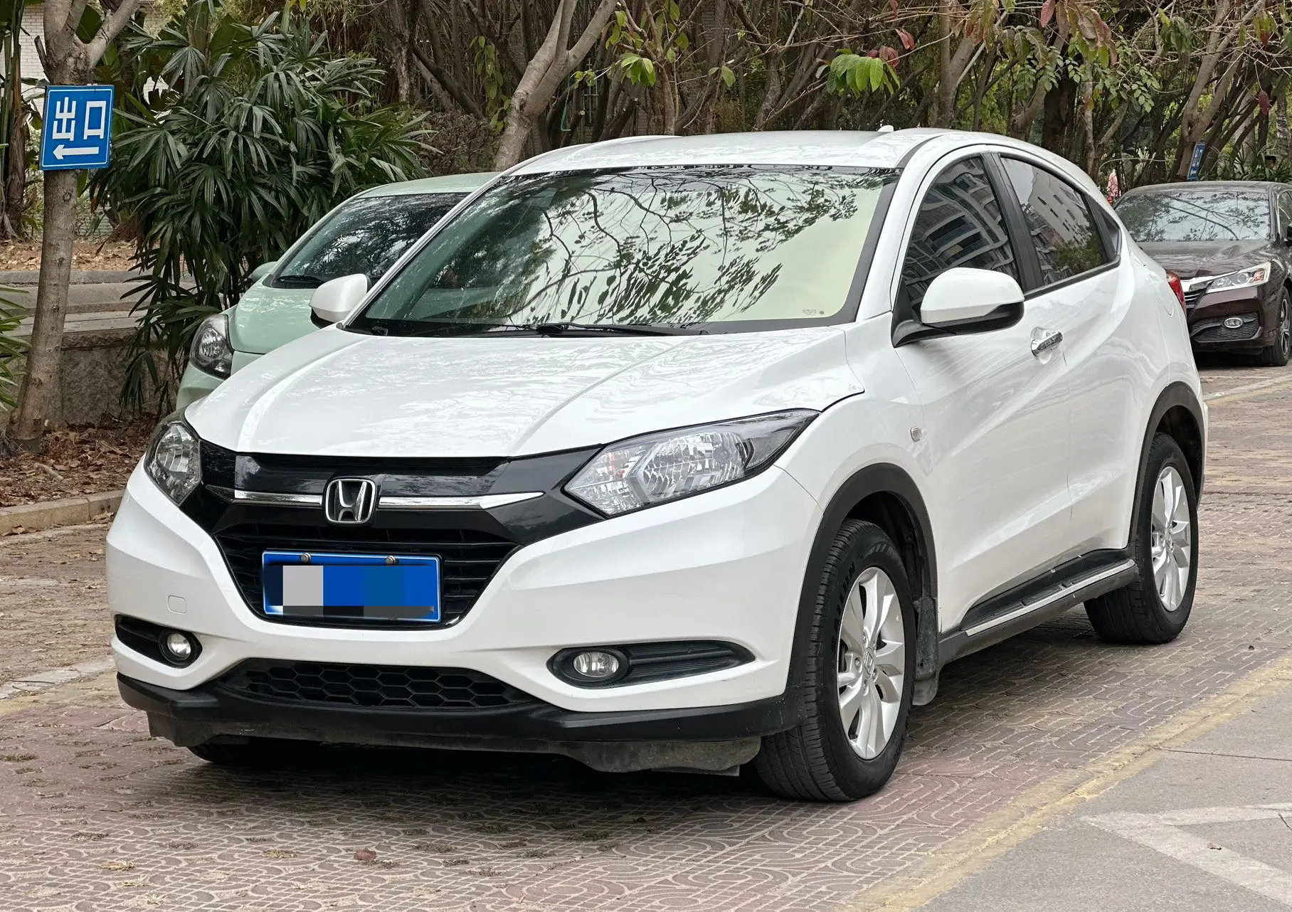 Honda Vezel (Binzhi)  из Китая