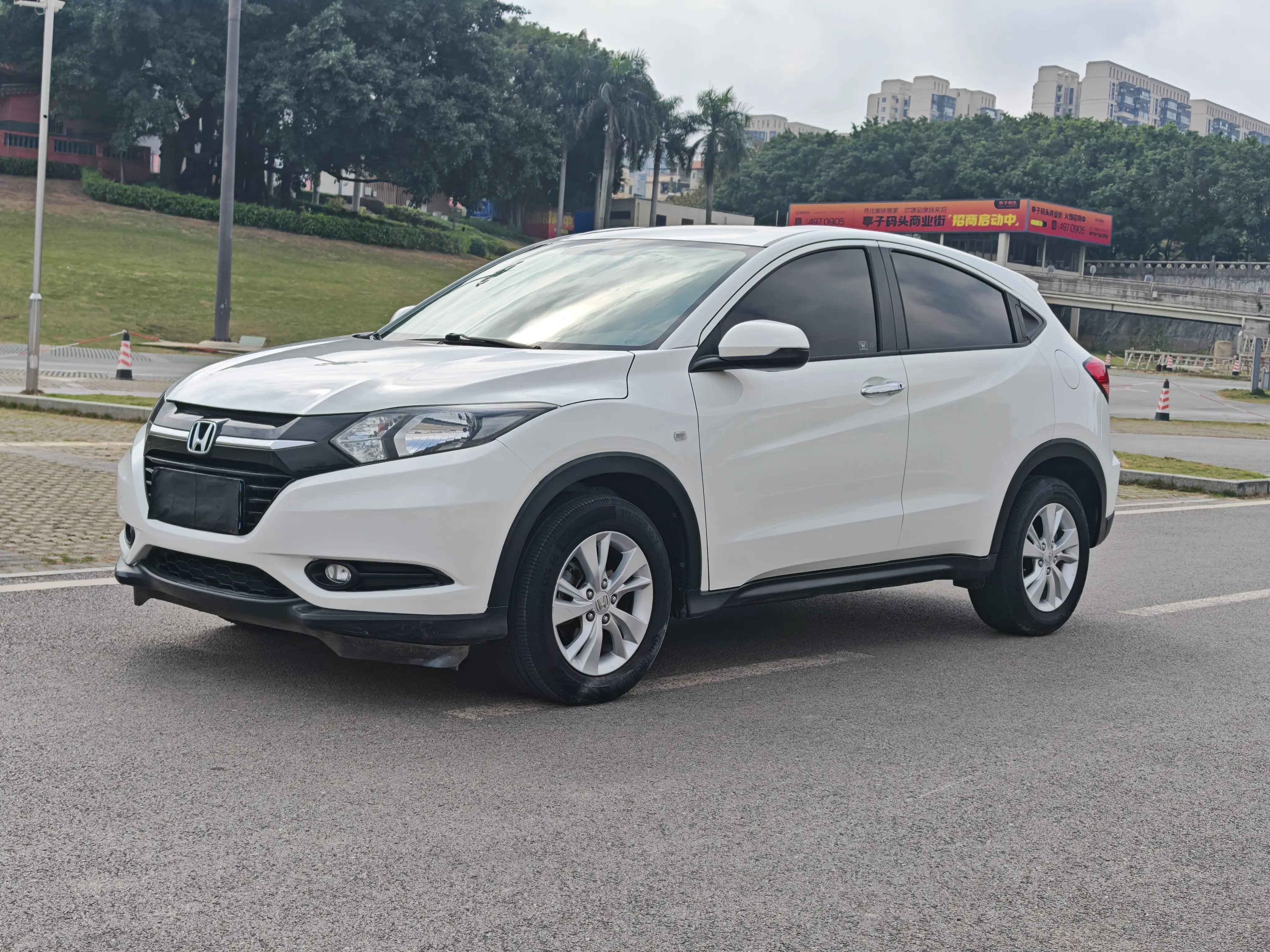 Honda Vezel (Binzhi)  из Китая