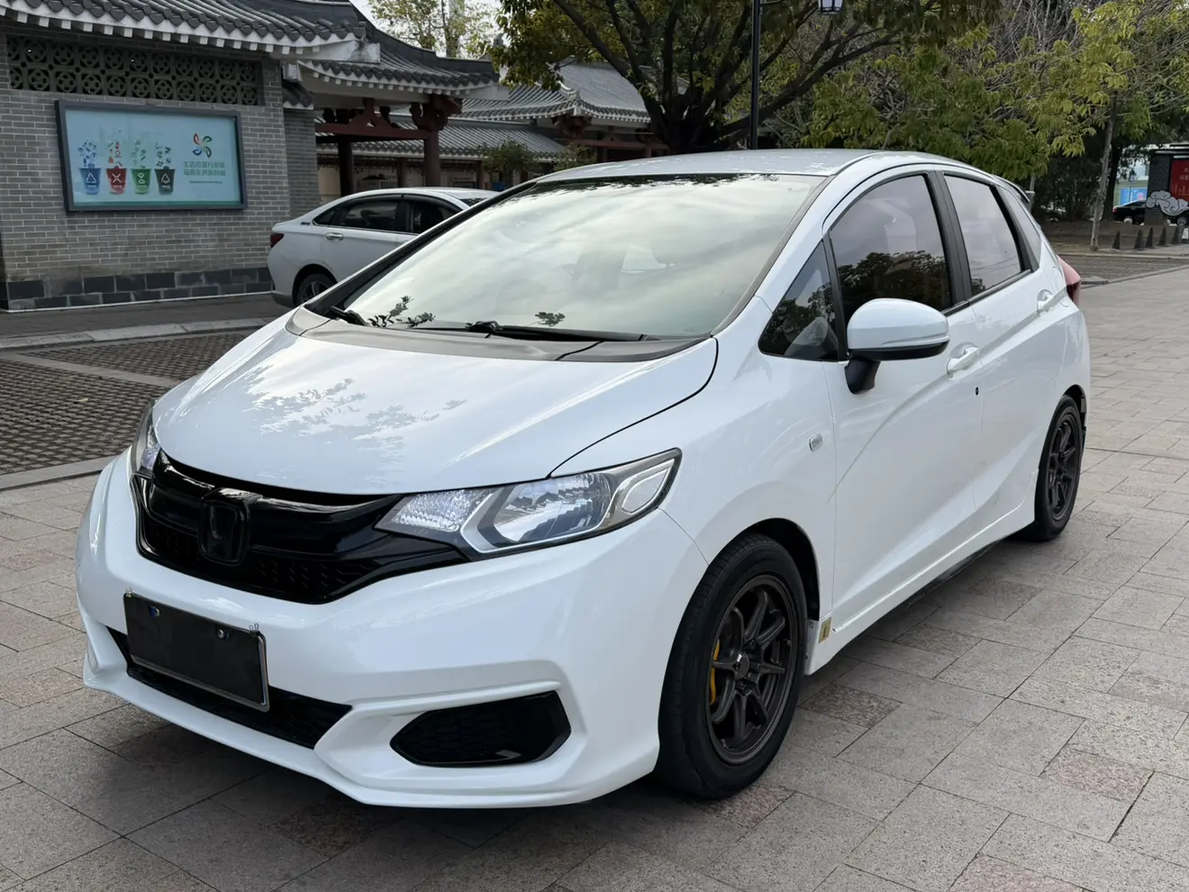 Honda Fit  из Китая