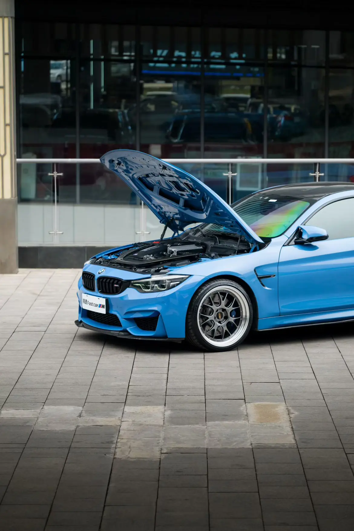 BMW M4  из Китая