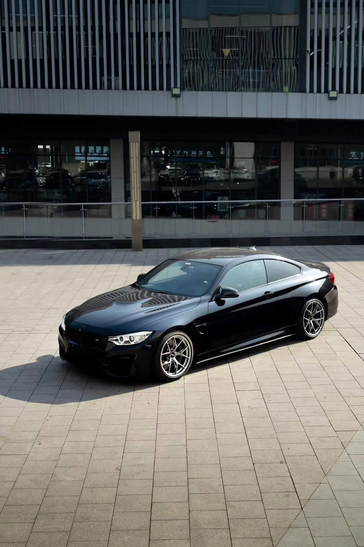 BMW M4  из Китая