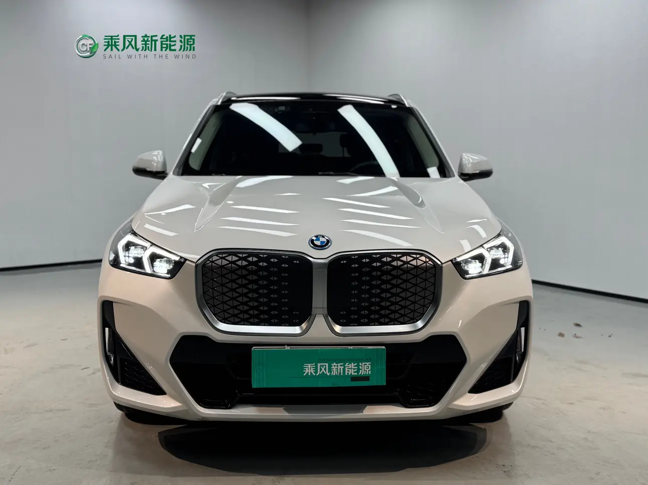 BMW iX1  из Китая