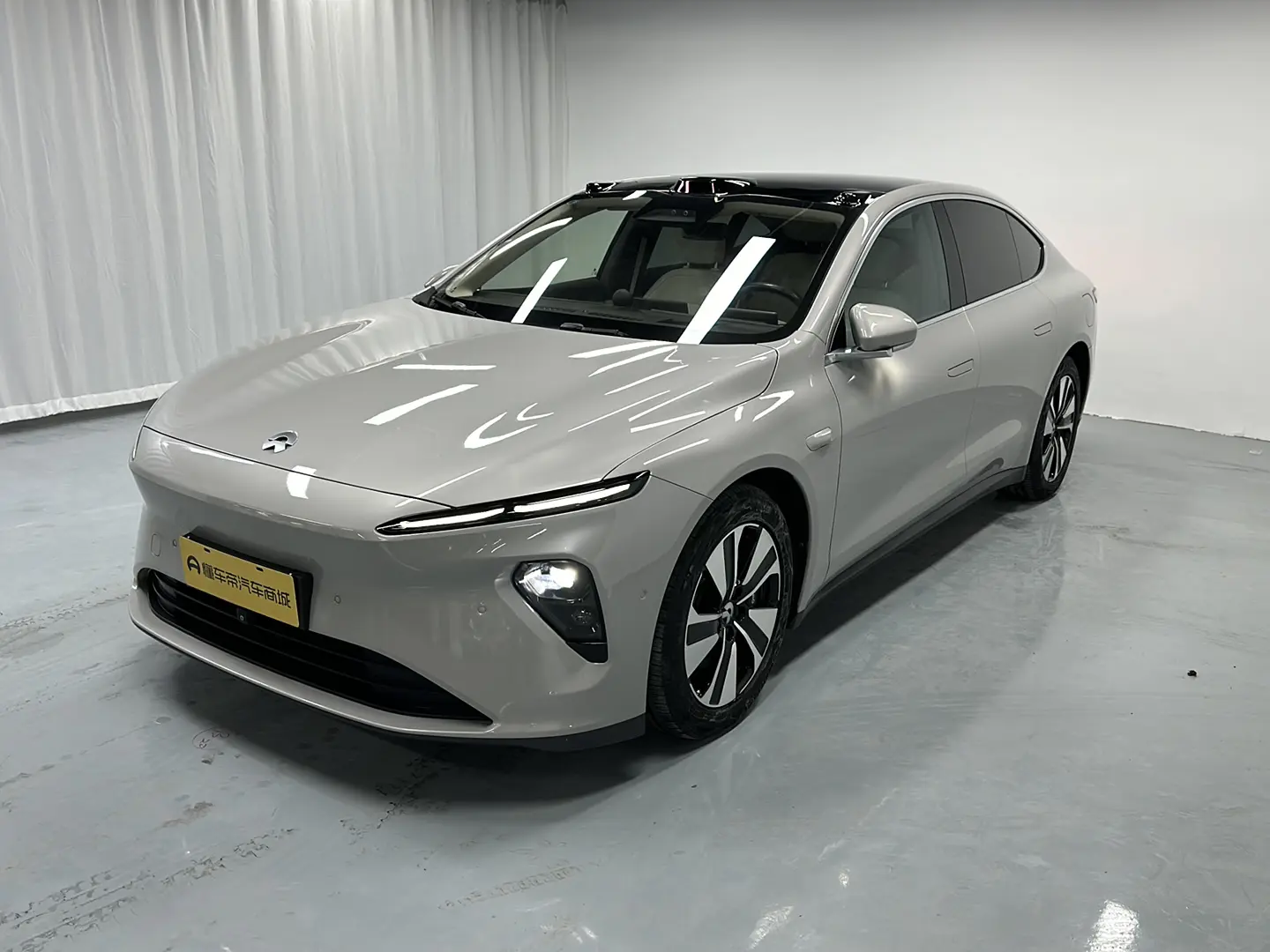 NIO ET7  из Китая