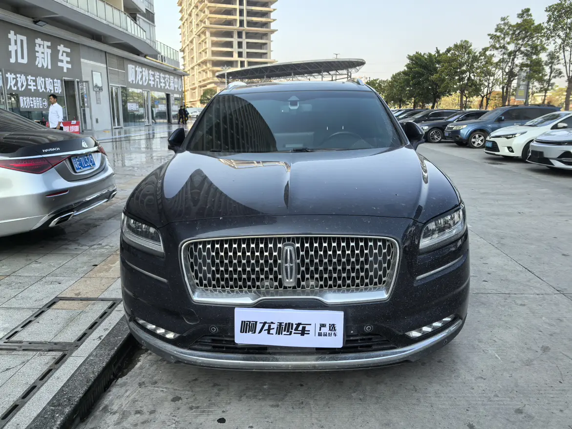 Lincoln Navigator  из Китая