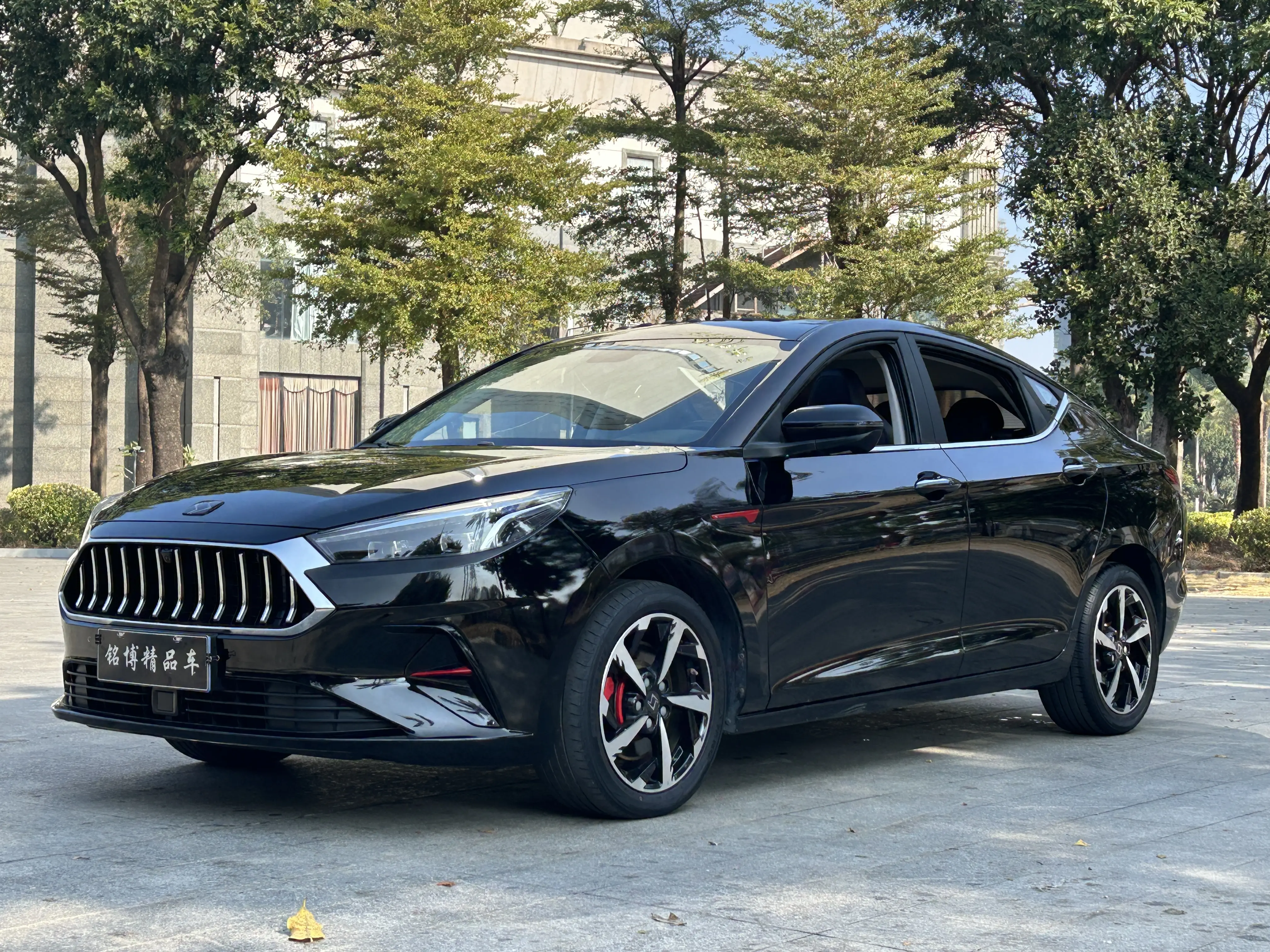 JAC (Sihao) Sihao A5  из Китая